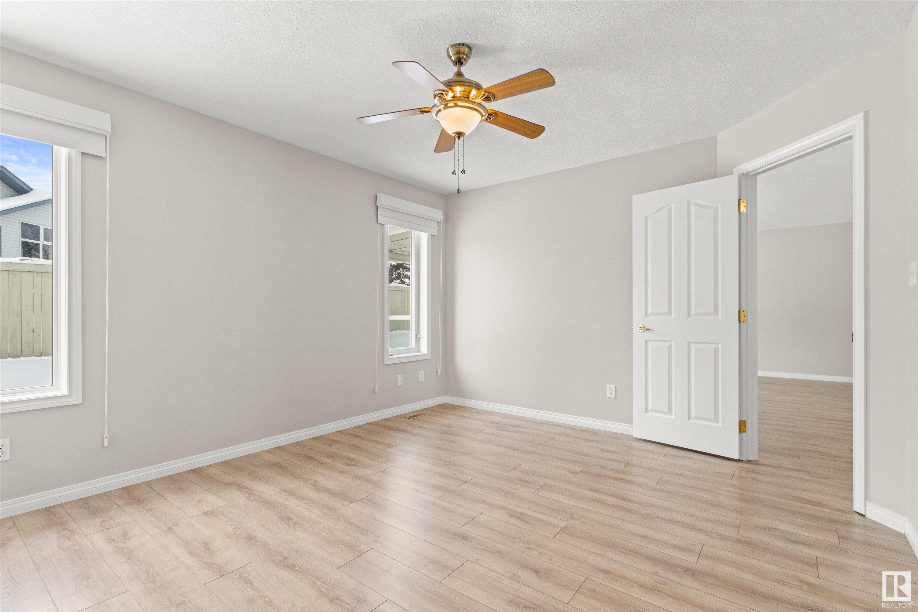      5 WILLOW PARK ViILLAS , Stony Plain,  ,T7Z 2W3 ;  Listing Number: MLS E4420786