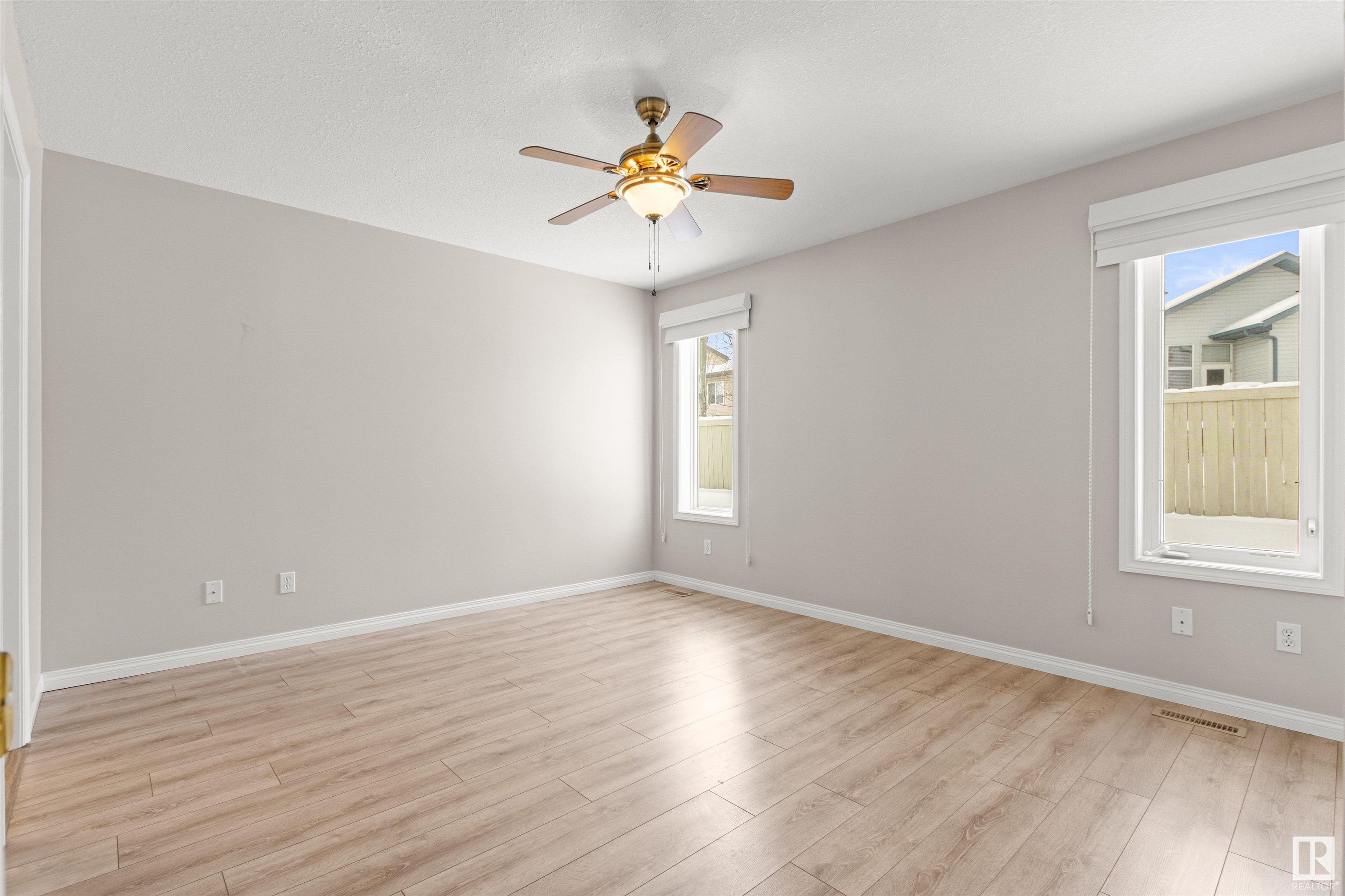      5 WILLOW PARK ViILLAS , Stony Plain,  ,T7Z 2W3 ;  Listing Number: MLS E4420786