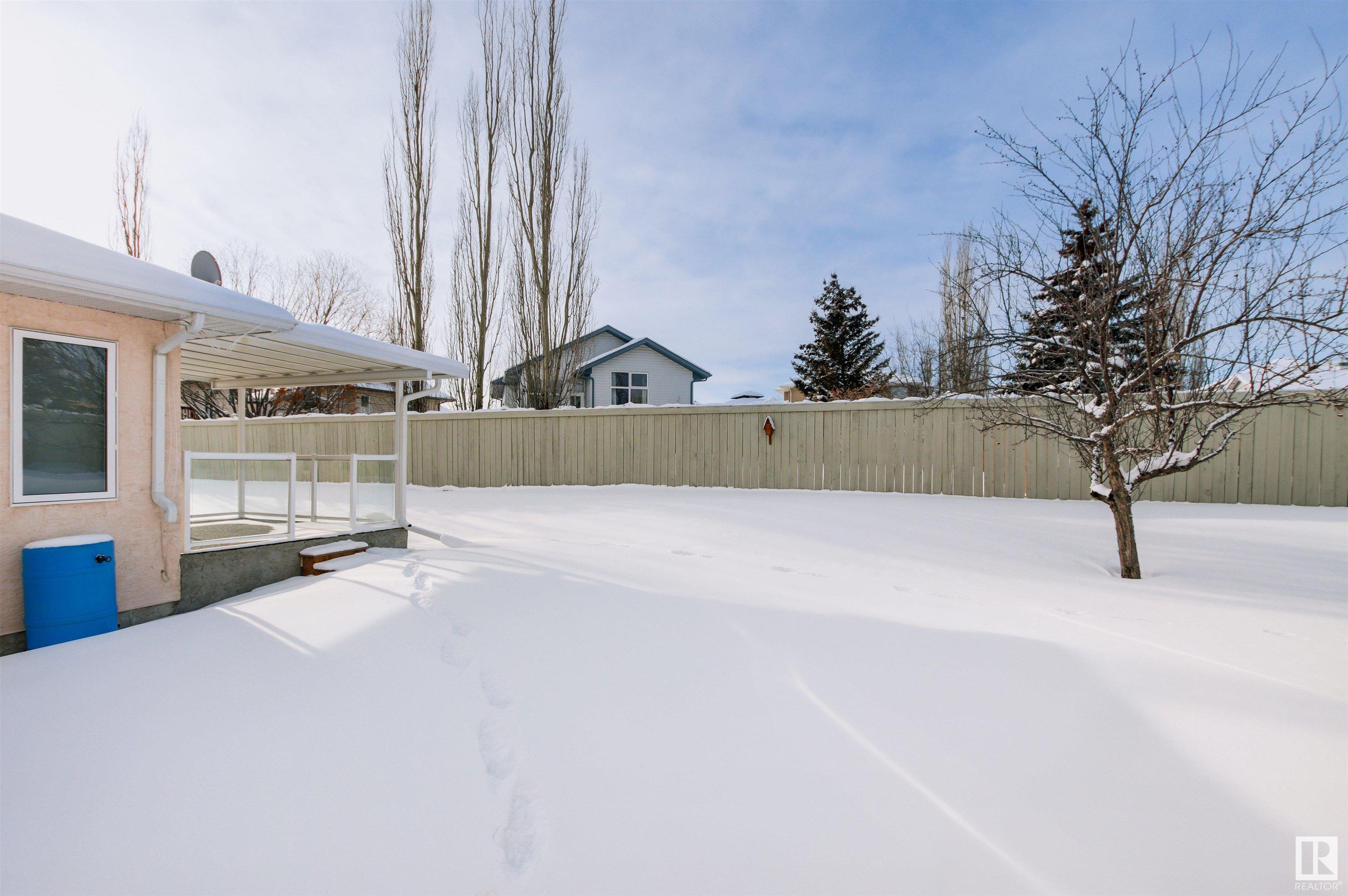     5 WILLOW PARK ViILLAS , Stony Plain,  ,T7Z 2W3 ;  Listing Number: MLS E4420786