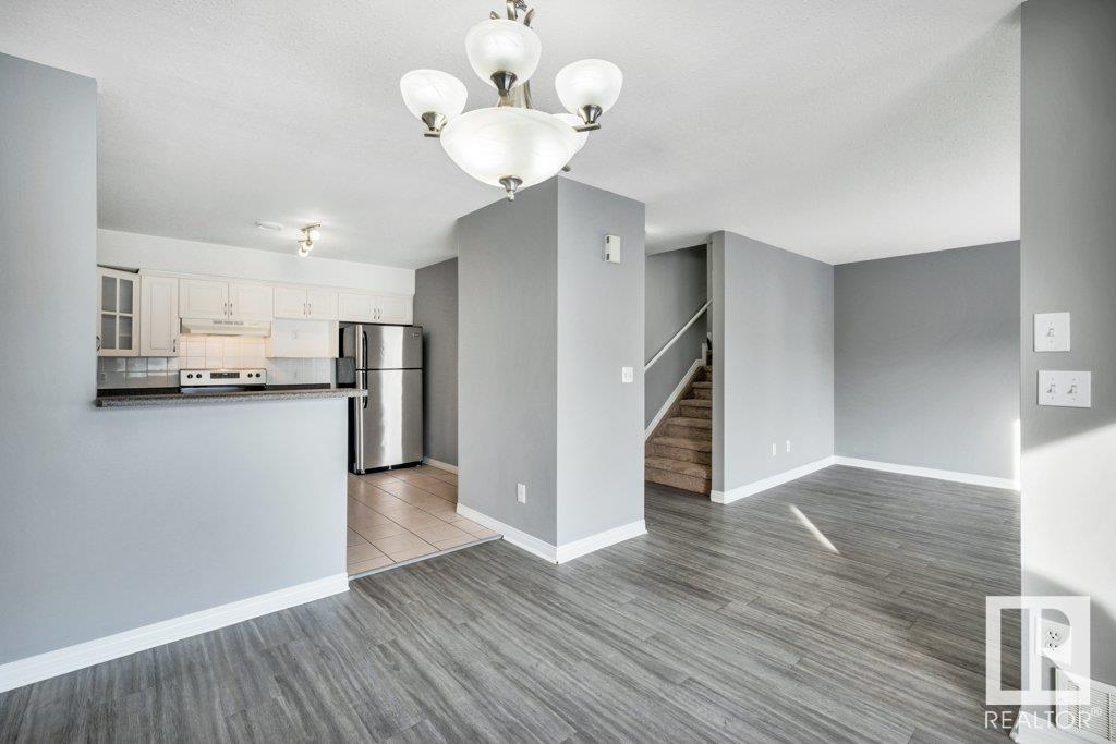      #68 2505 42 ST NW , Edmonton,  ,T6L 7G8 ;  Listing Number: MLS E4420787