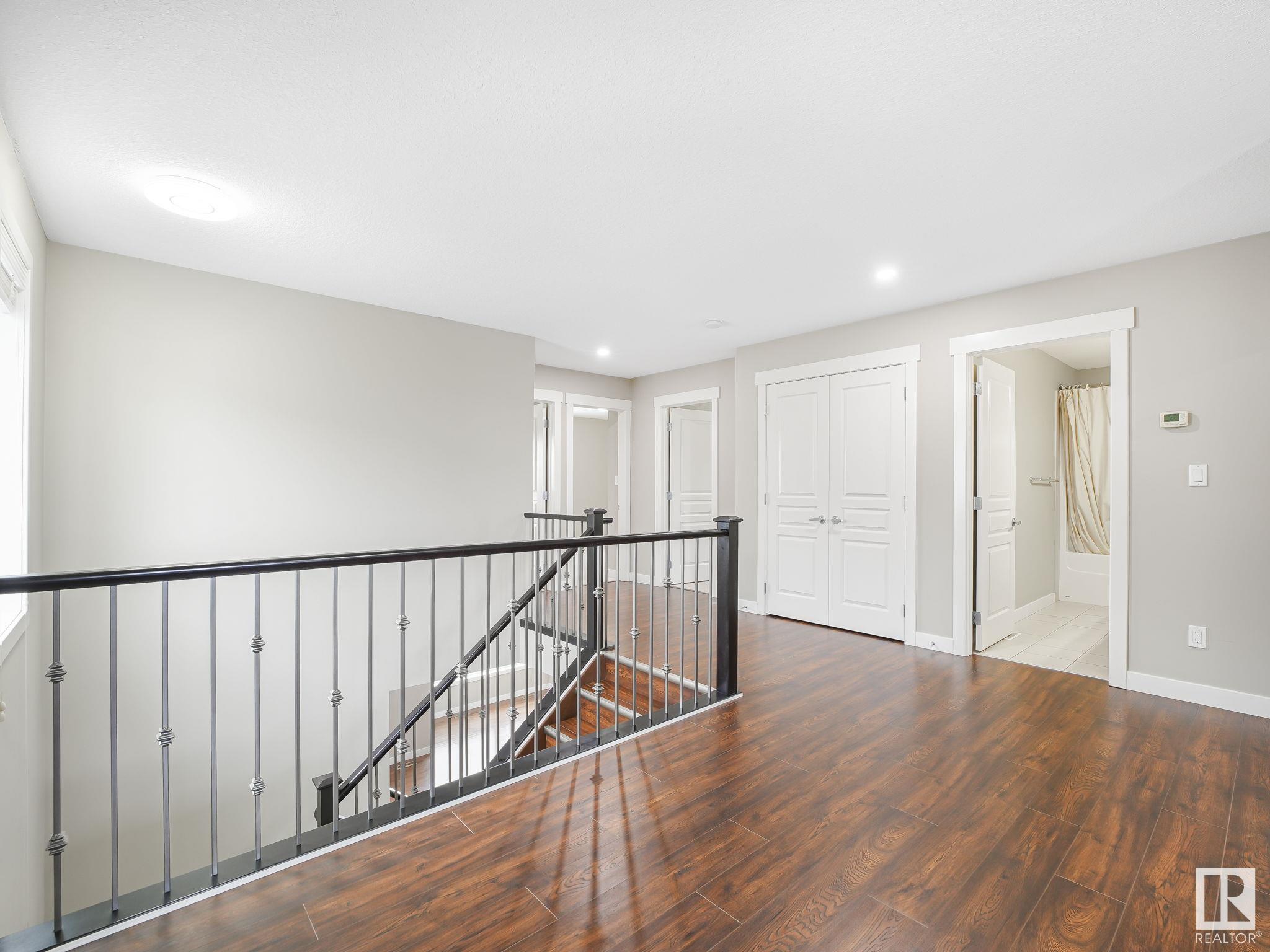      5911 168 AV NW , Edmonton,  ,T5Y 0P4 ;  Listing Number: MLS E4420791