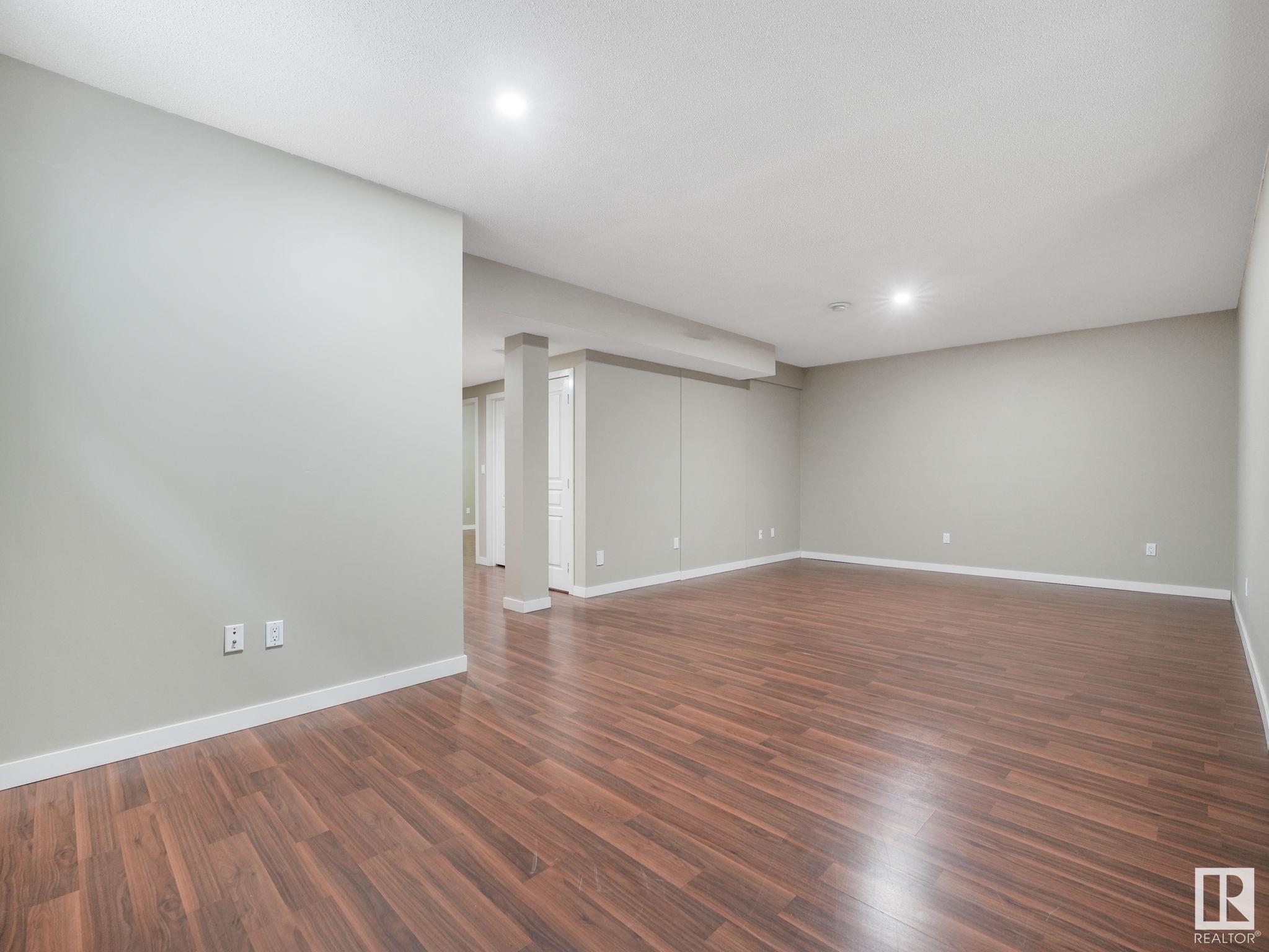      5911 168 AV NW , Edmonton,  ,T5Y 0P4 ;  Listing Number: MLS E4420791