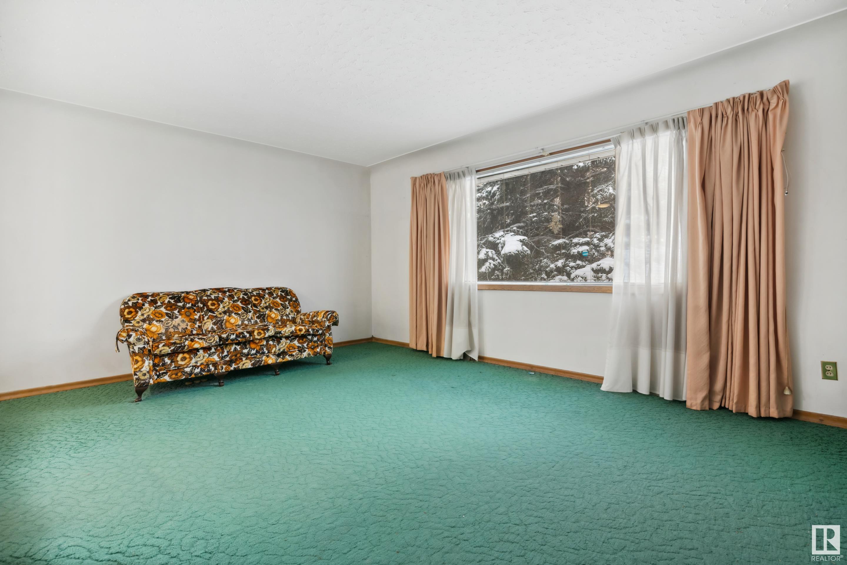      7704 97 AV NW , Edmonton,  ,T6C 2B5 ;  Listing Number: MLS E4420792