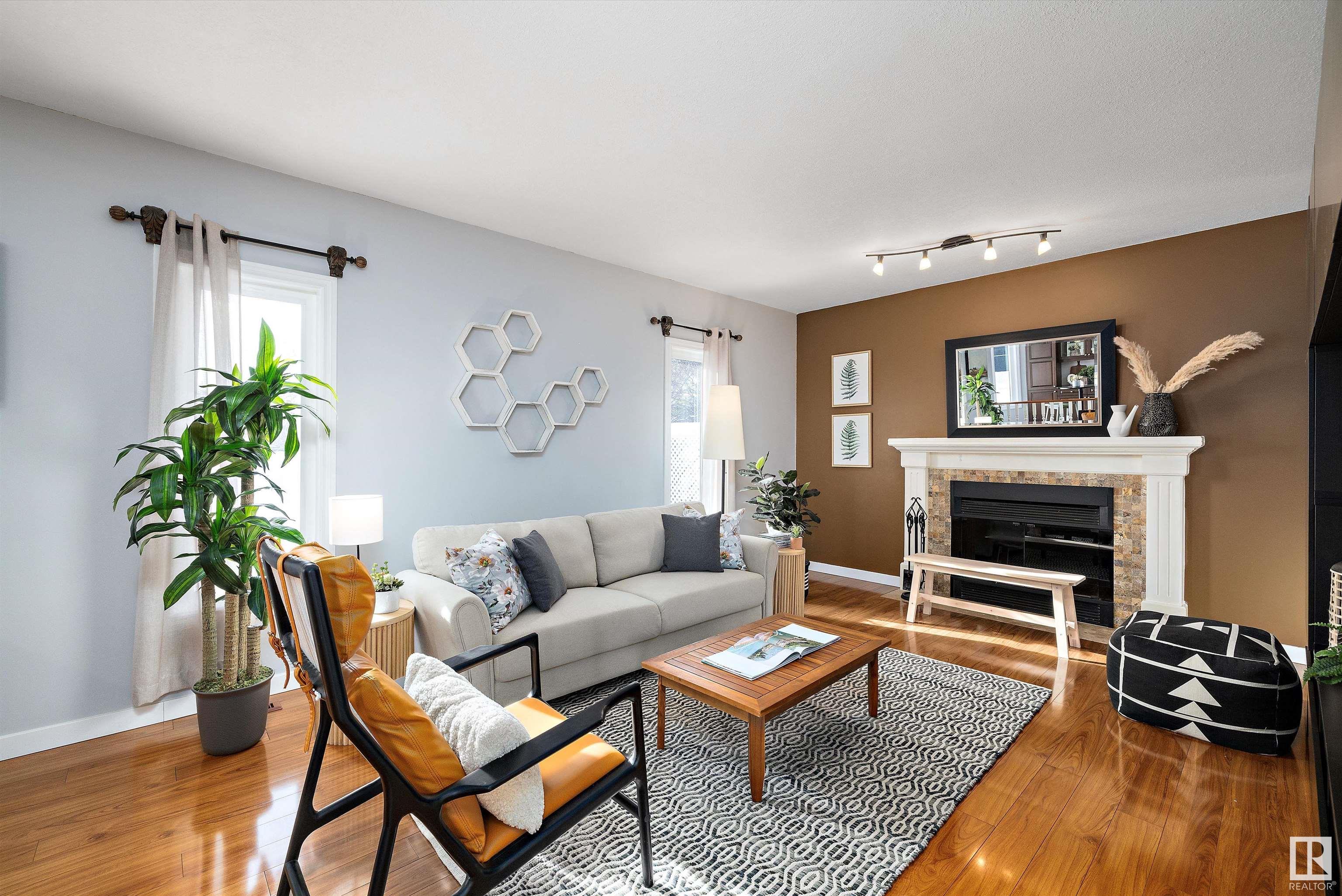      4615 25 AV NW , Edmonton,  ,T6L 3X6 ;  Listing Number: MLS E4420796