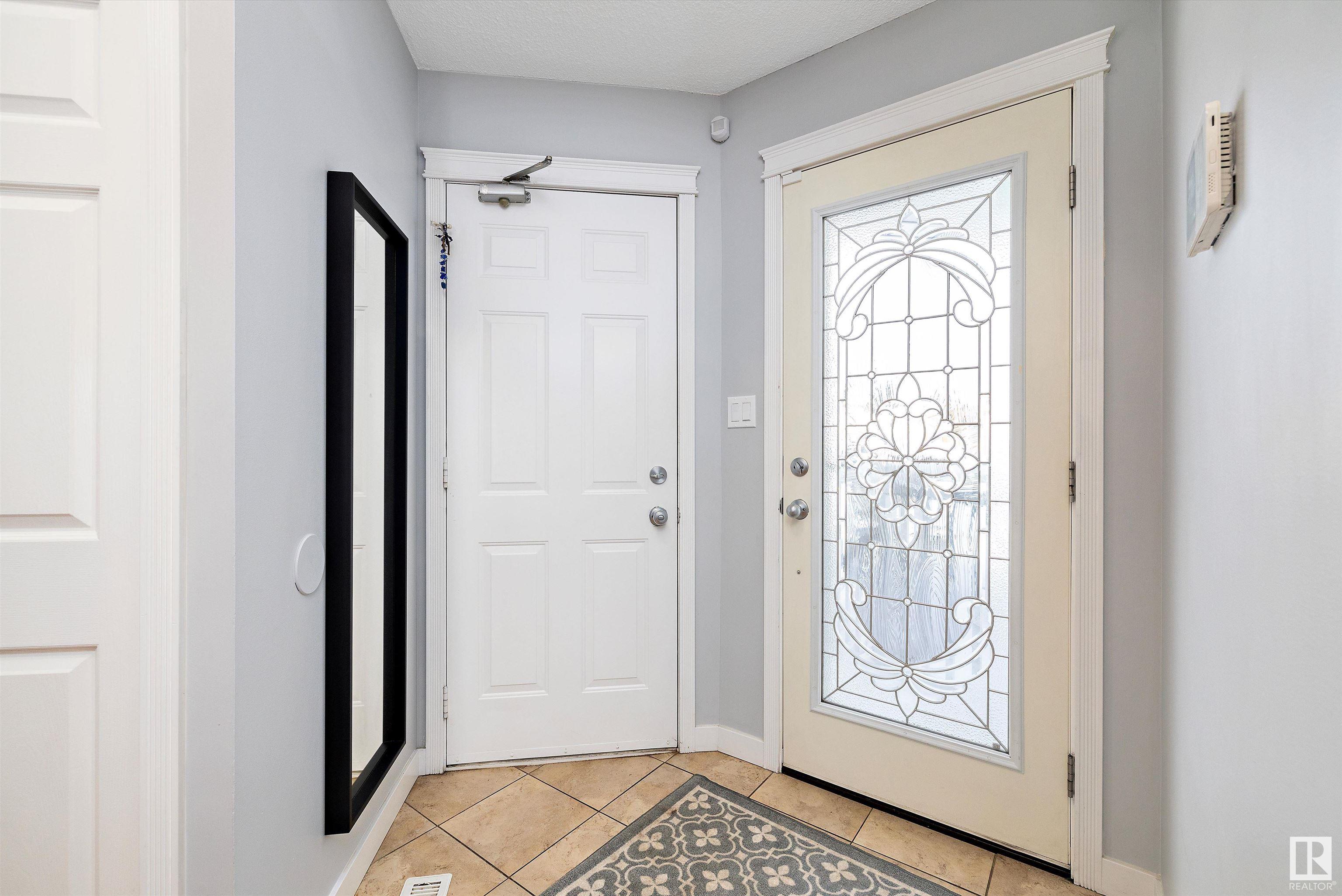     4615 25 AV NW , Edmonton,  ,T6L 3X6 ;  Listing Number: MLS E4420796