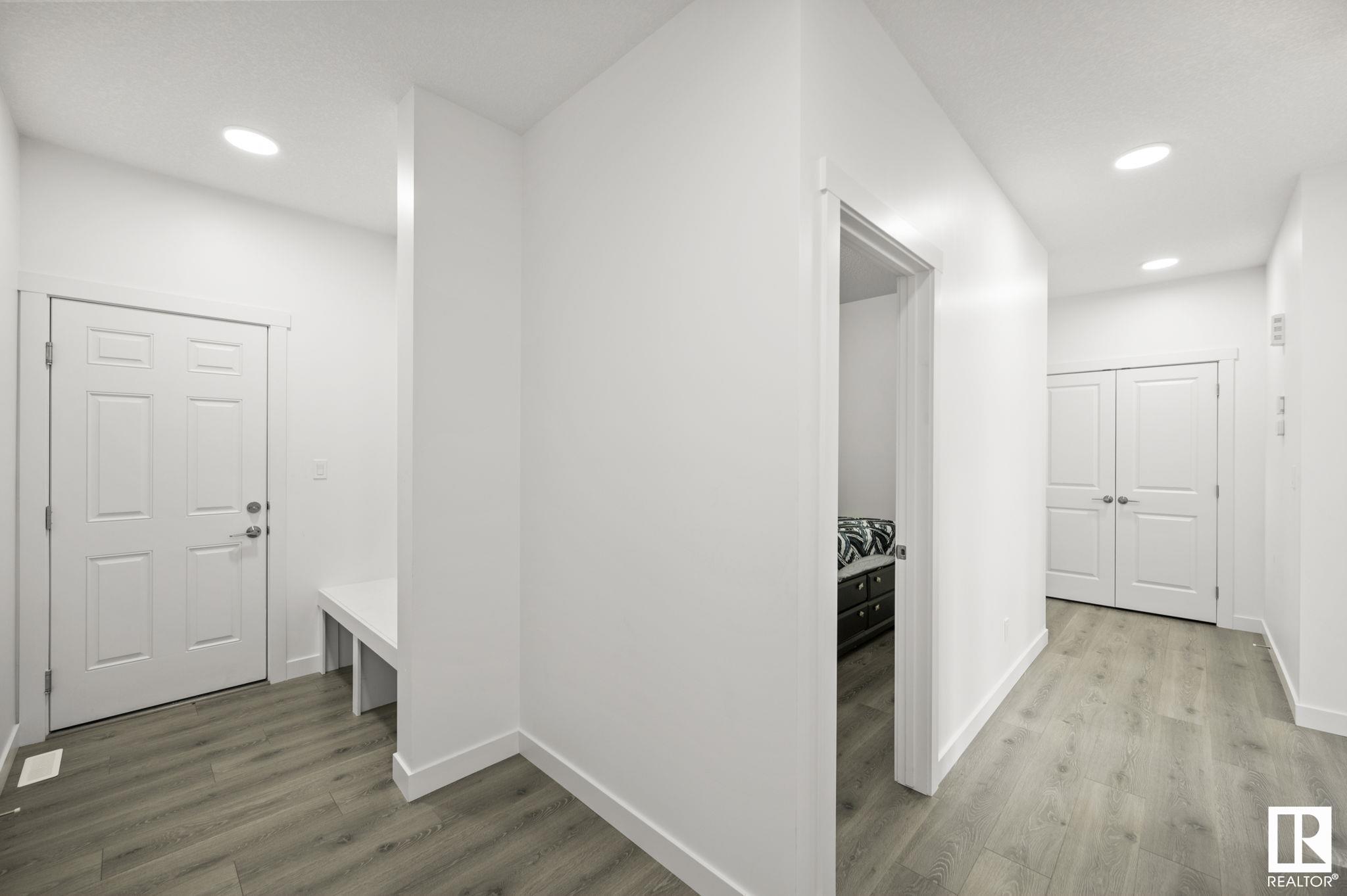      19738 29 AV NW , Edmonton,  ,T6M 2N6 ;  Listing Number: MLS E4420800