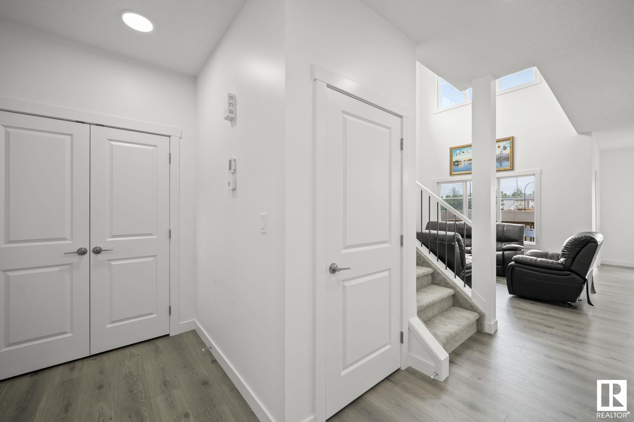      19738 29 AV NW , Edmonton,  ,T6M 2N6 ;  Listing Number: MLS E4420800