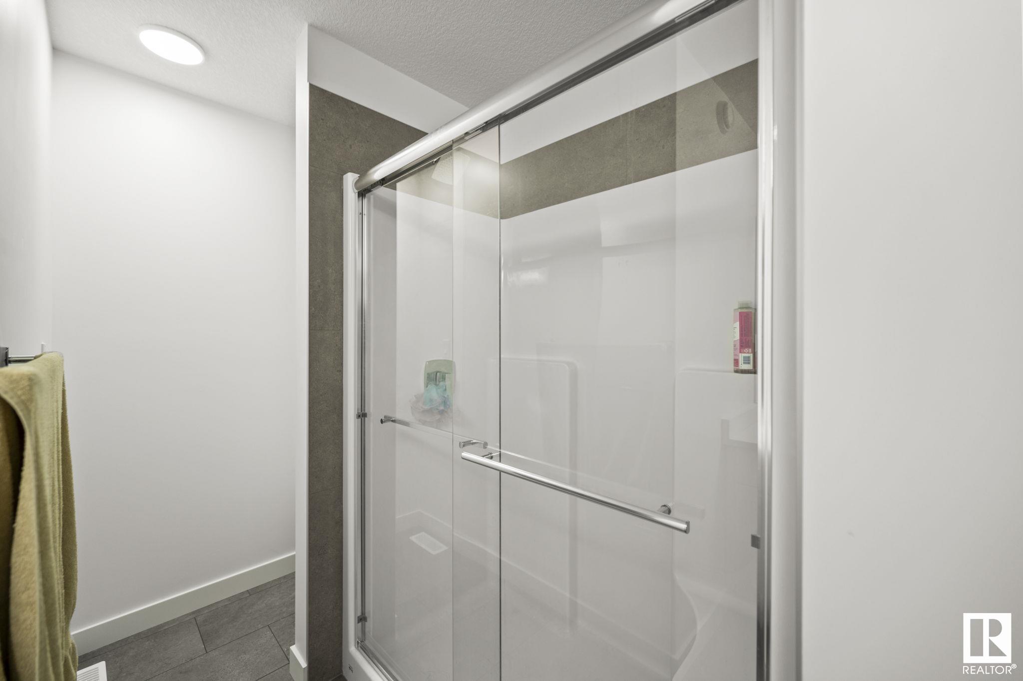      19738 29 AV NW , Edmonton,  ,T6M 2N6 ;  Listing Number: MLS E4420800
