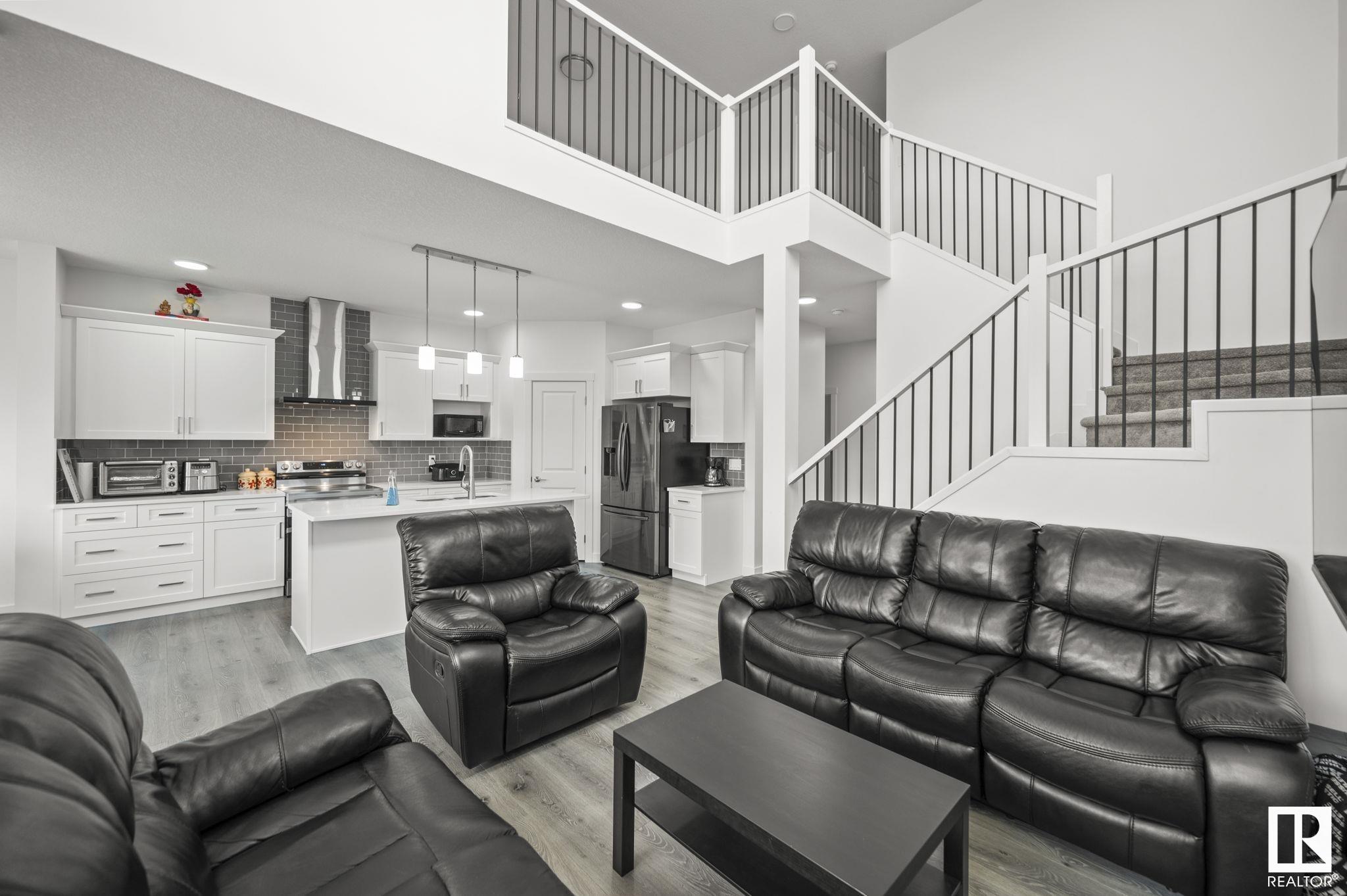      19738 29 AV NW , Edmonton,  ,T6M 2N6 ;  Listing Number: MLS E4420800