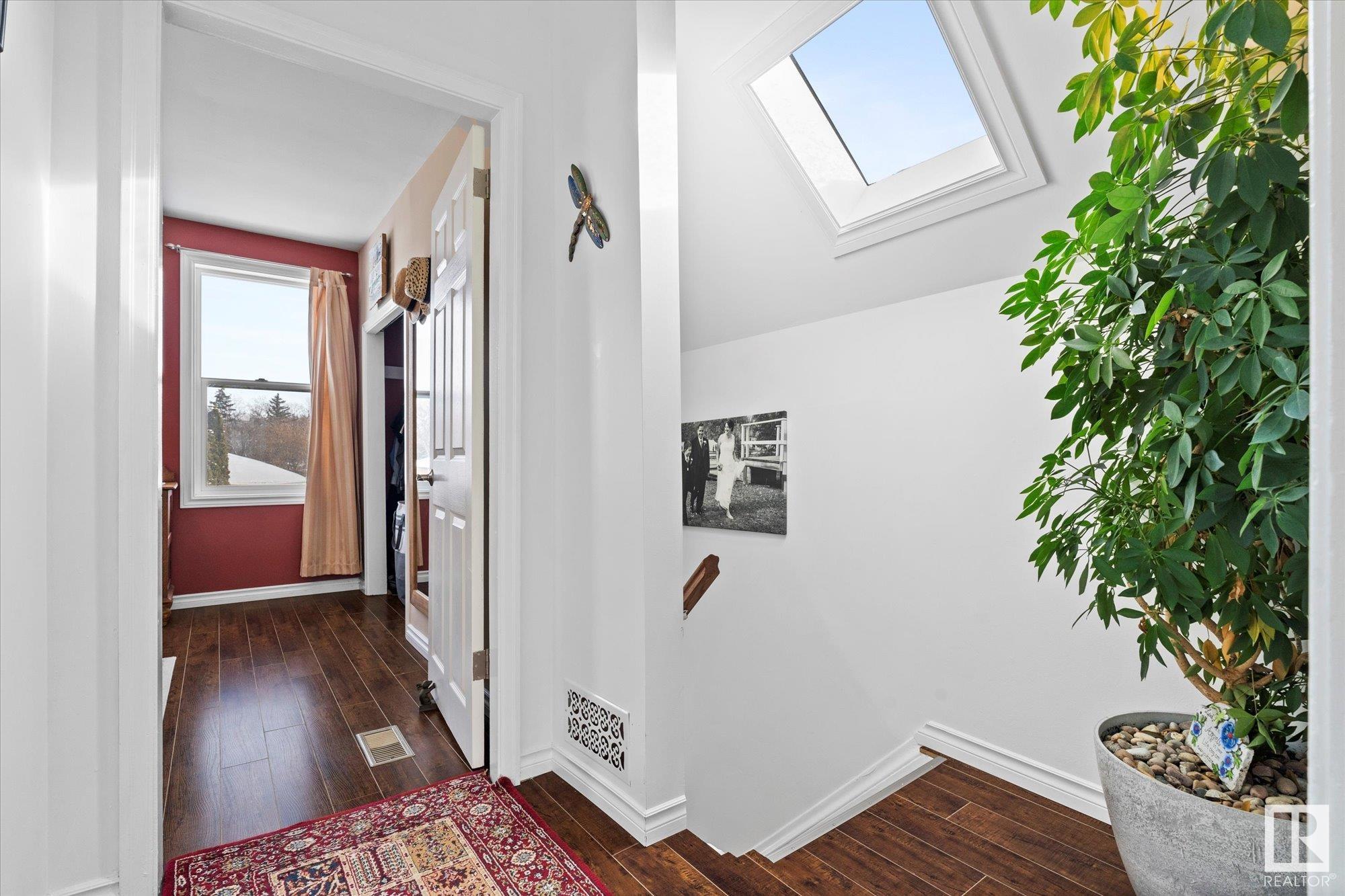      12026 54 ST NW , Edmonton,  ,T5W 3N3 ;  Listing Number: MLS E4420803