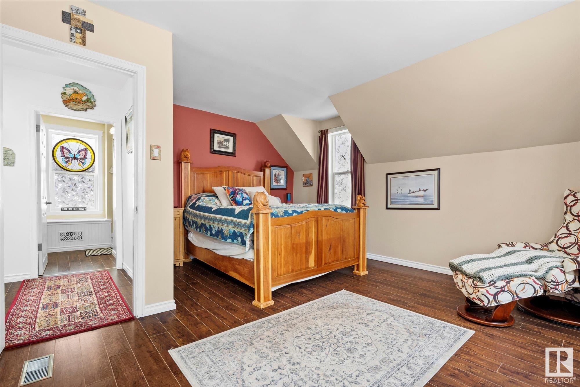      12026 54 ST NW , Edmonton,  ,T5W 3N3 ;  Listing Number: MLS E4420803