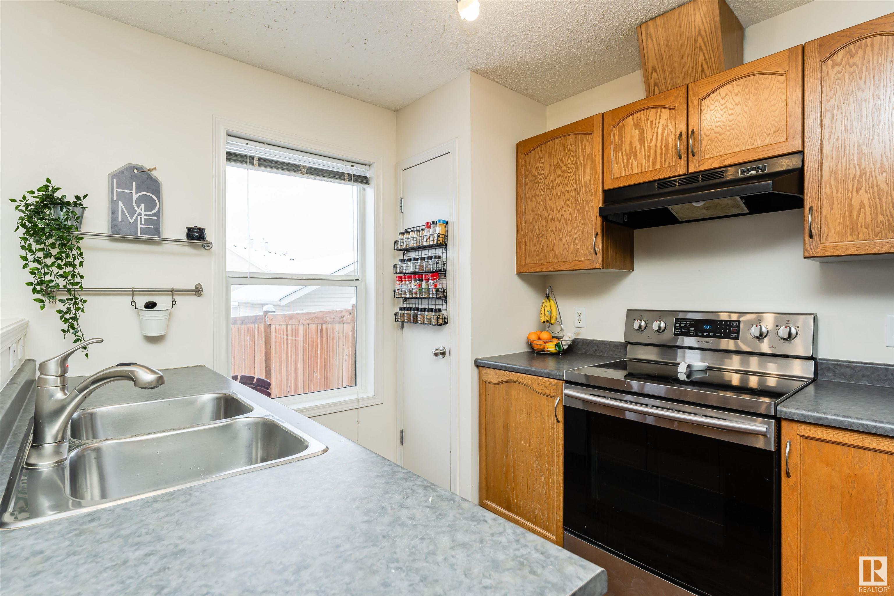      1118 76 ST SW SW , Edmonton,  ,T6X 1M8 ;  Listing Number: MLS E4420805