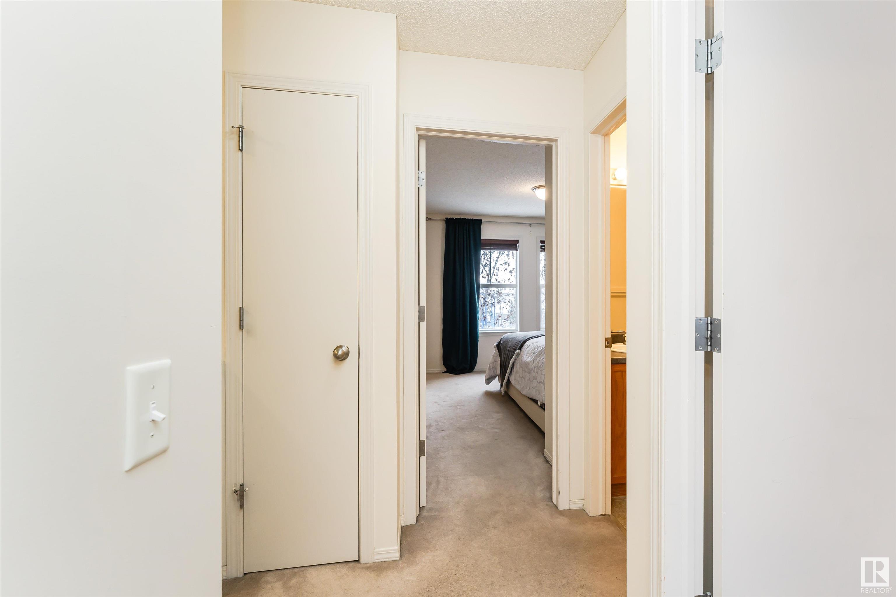      1118 76 ST SW SW , Edmonton,  ,T6X 1M8 ;  Listing Number: MLS E4420805