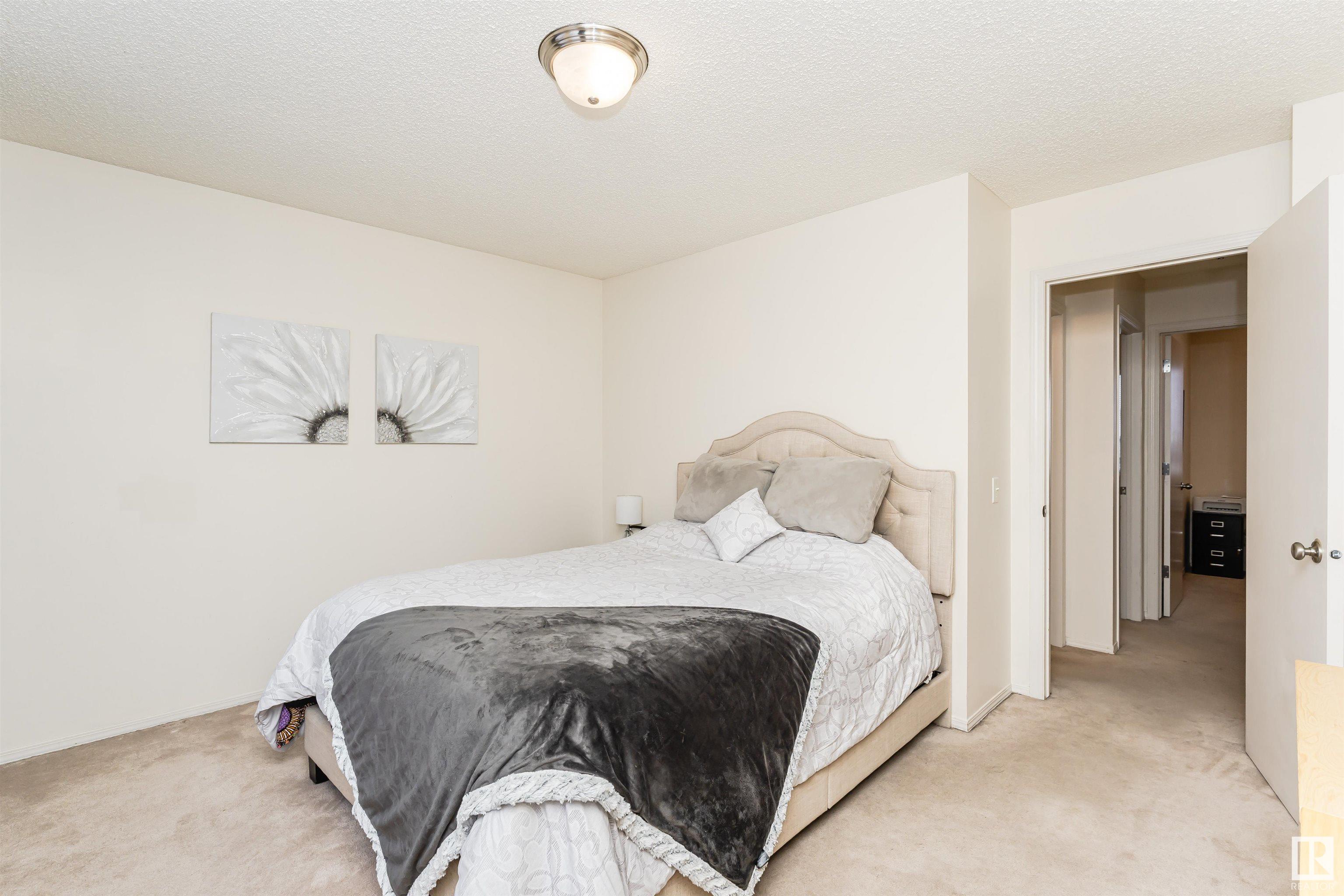      1118 76 ST SW SW , Edmonton,  ,T6X 1M8 ;  Listing Number: MLS E4420805