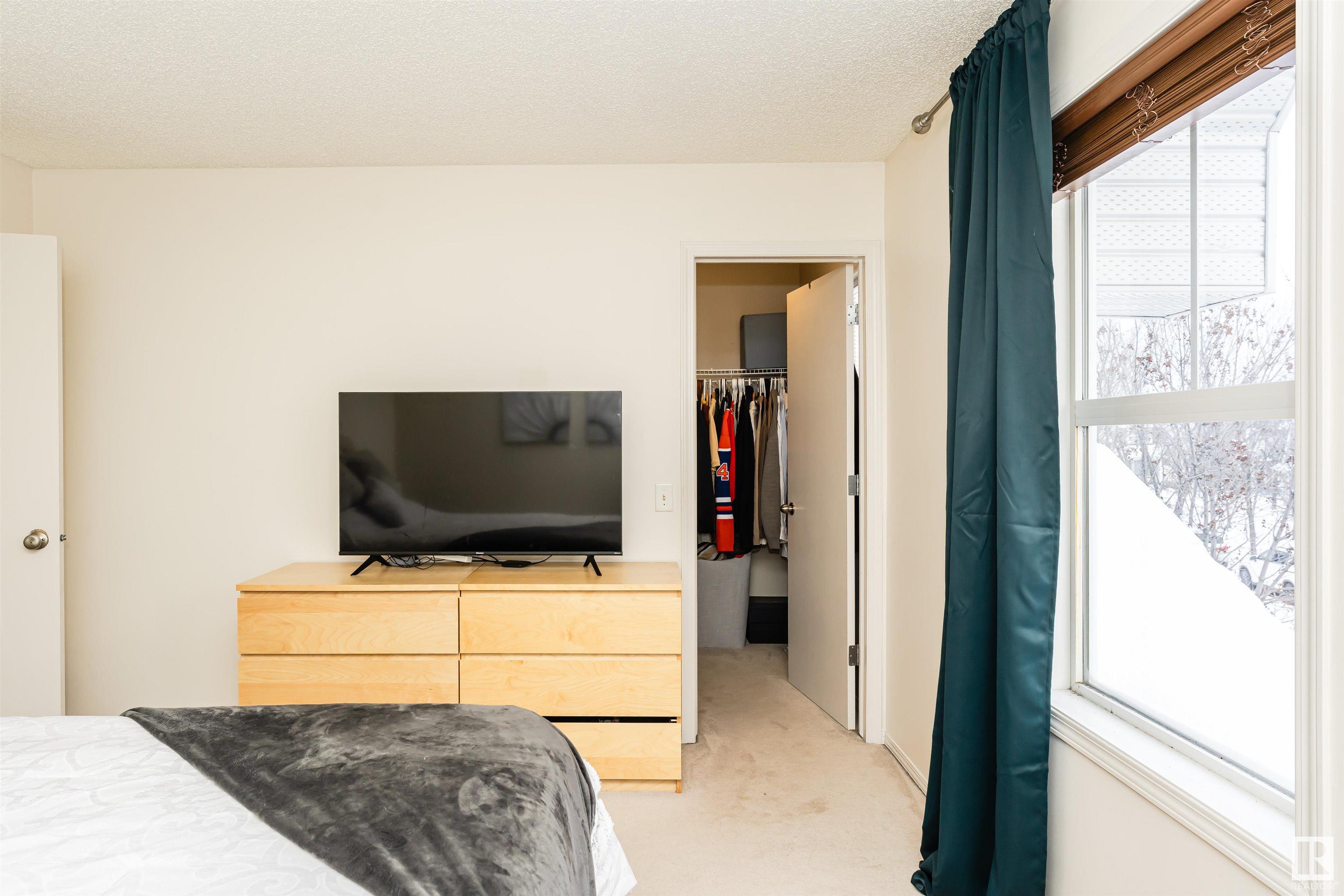      1118 76 ST SW SW , Edmonton,  ,T6X 1M8 ;  Listing Number: MLS E4420805