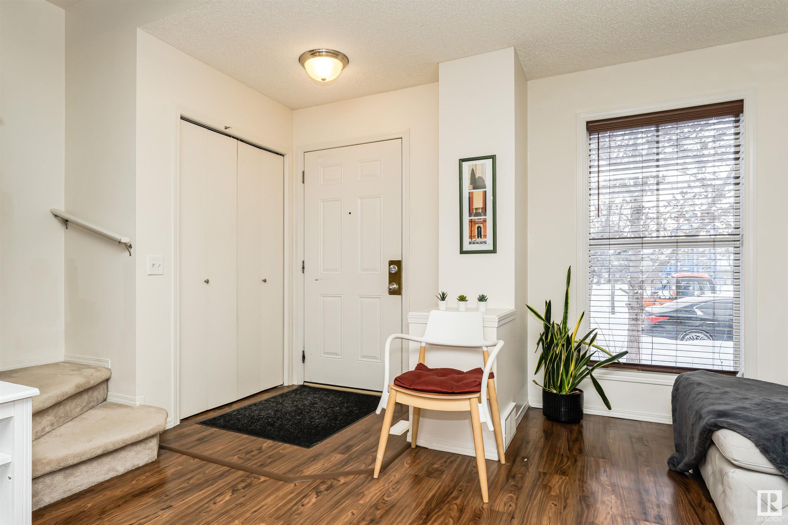      1118 76 ST SW SW , Edmonton,  ,T6X 1M8 ;  Listing Number: MLS E4420805