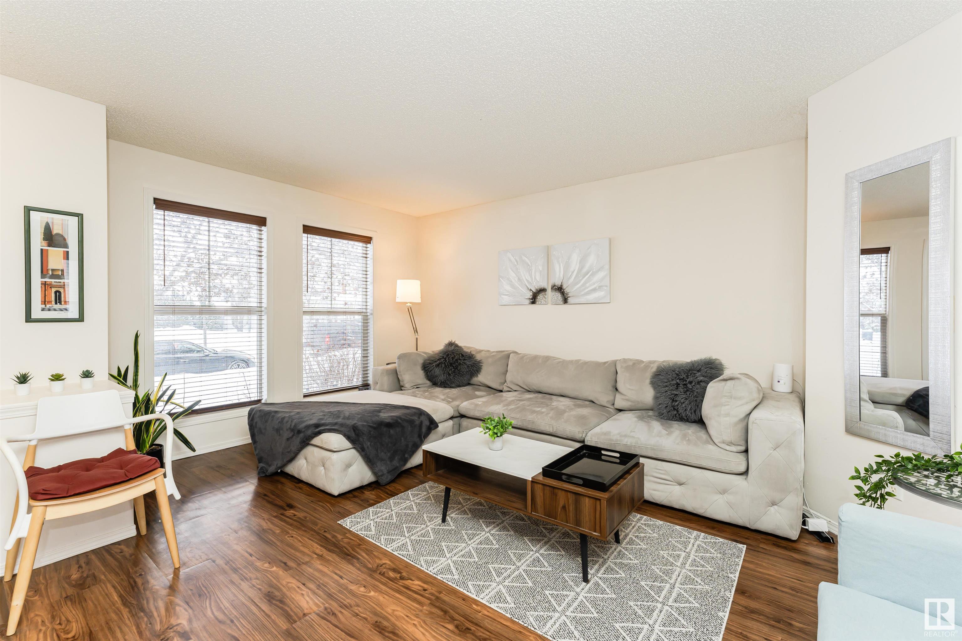      1118 76 ST SW SW , Edmonton,  ,T6X 1M8 ;  Listing Number: MLS E4420805