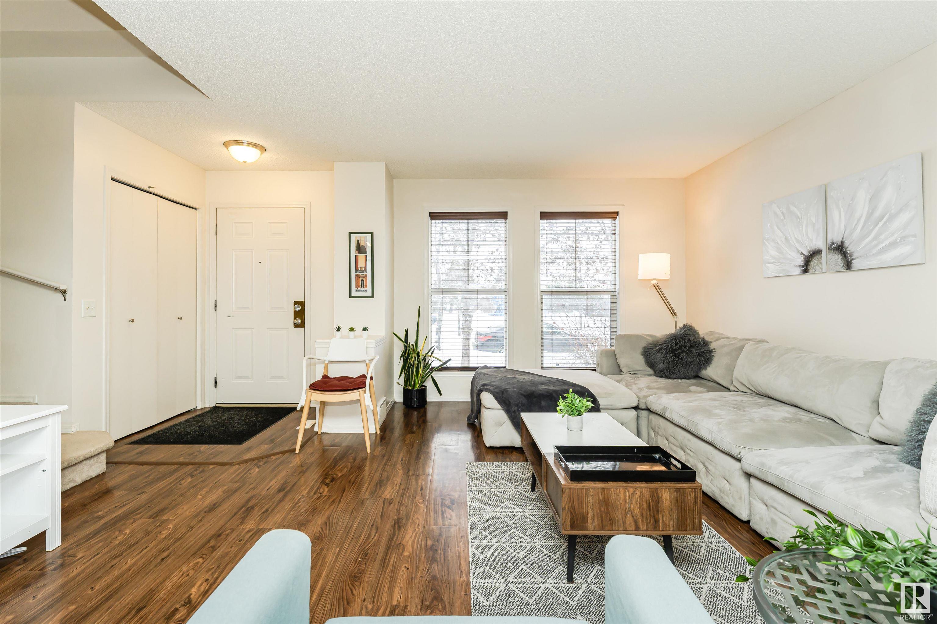      1118 76 ST SW SW , Edmonton,  ,T6X 1M8 ;  Listing Number: MLS E4420805