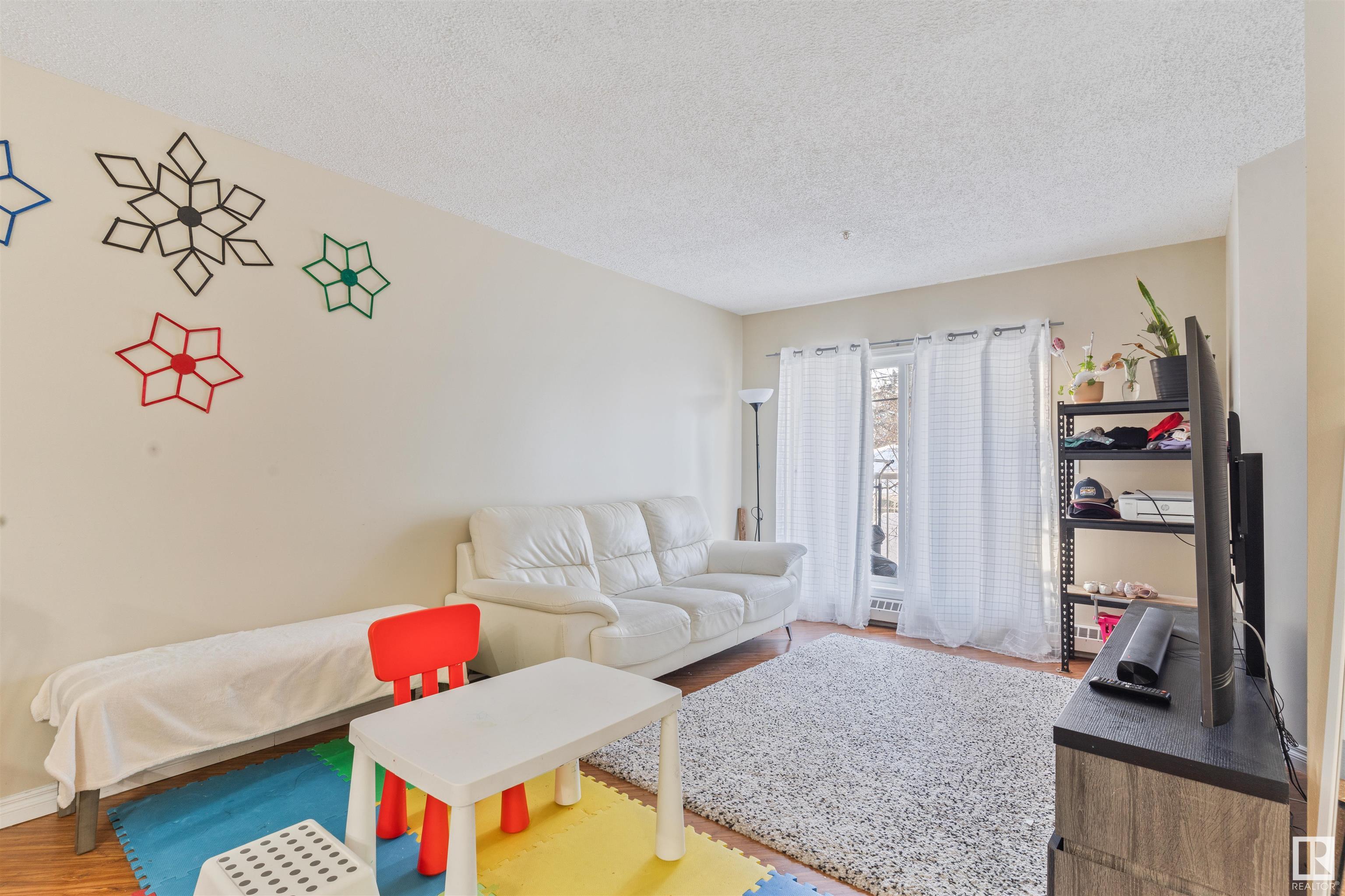      #202 12110 119 Avenue NW , Edmonton,  ,T5L 5G9 ;  Listing Number: MLS E4420809