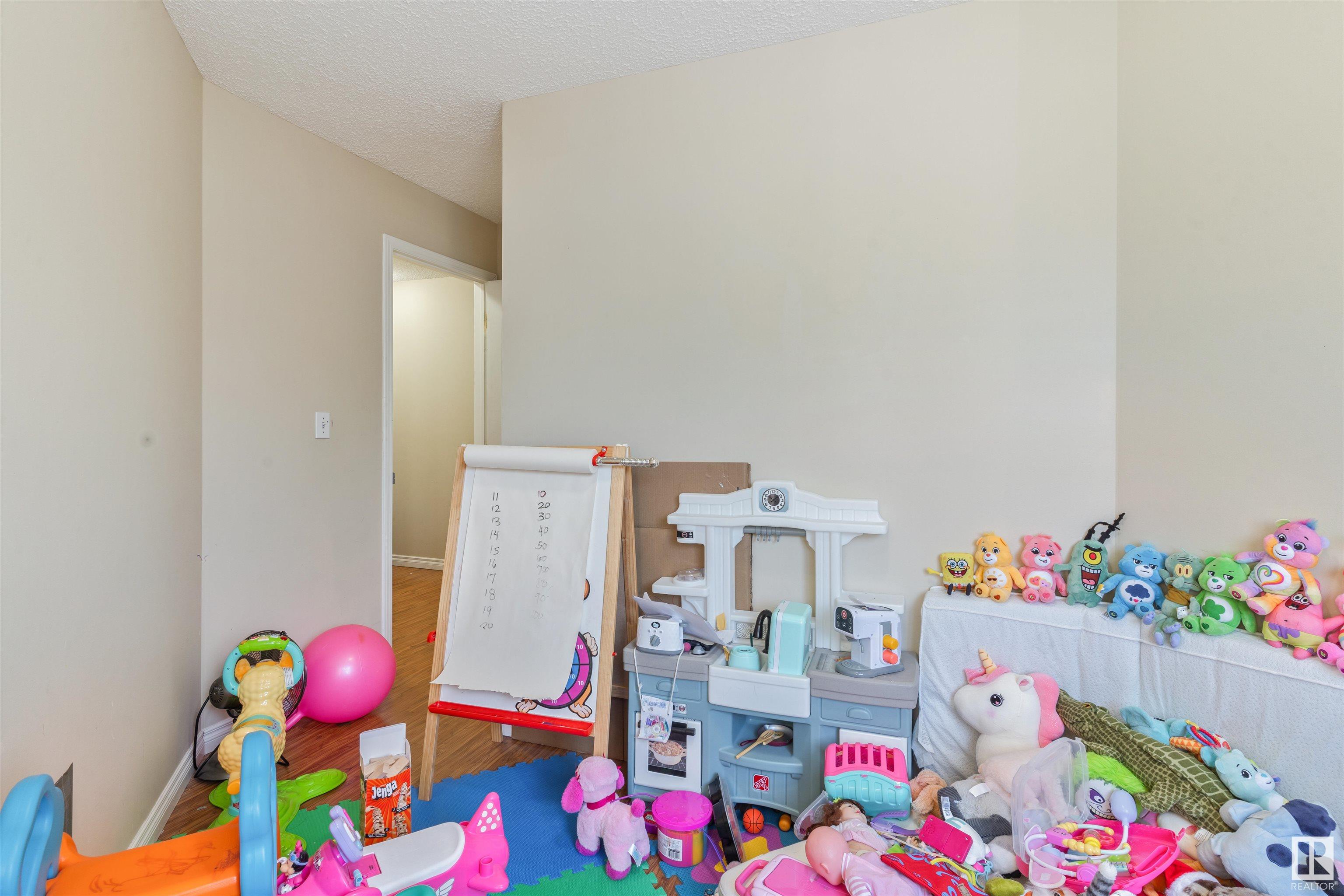      #202 12110 119 Avenue NW , Edmonton,  ,T5L 5G9 ;  Listing Number: MLS E4420809