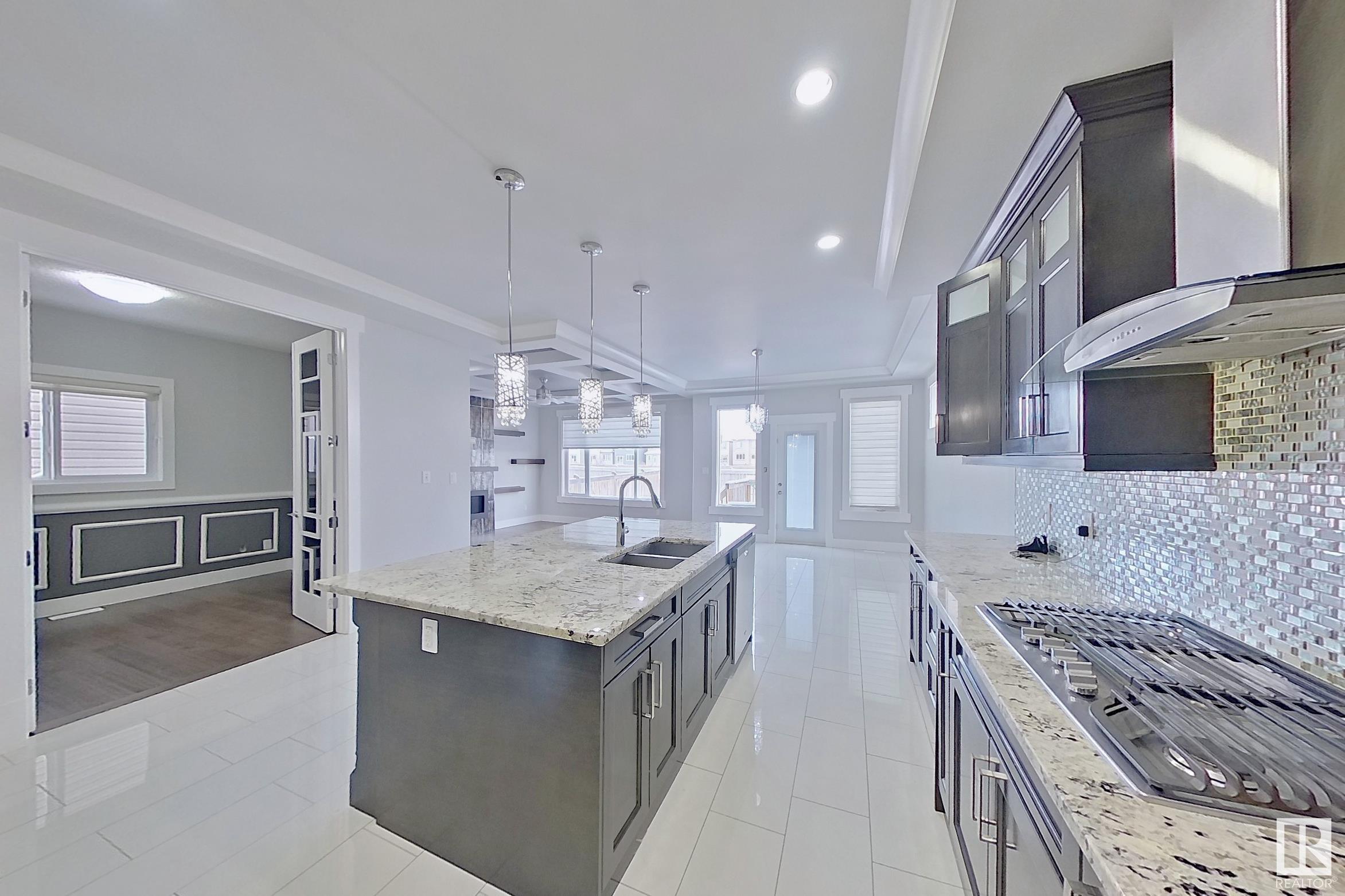      1743 28 ST NW , Edmonton,  ,T6T 0C1 ;  Listing Number: MLS E4420815