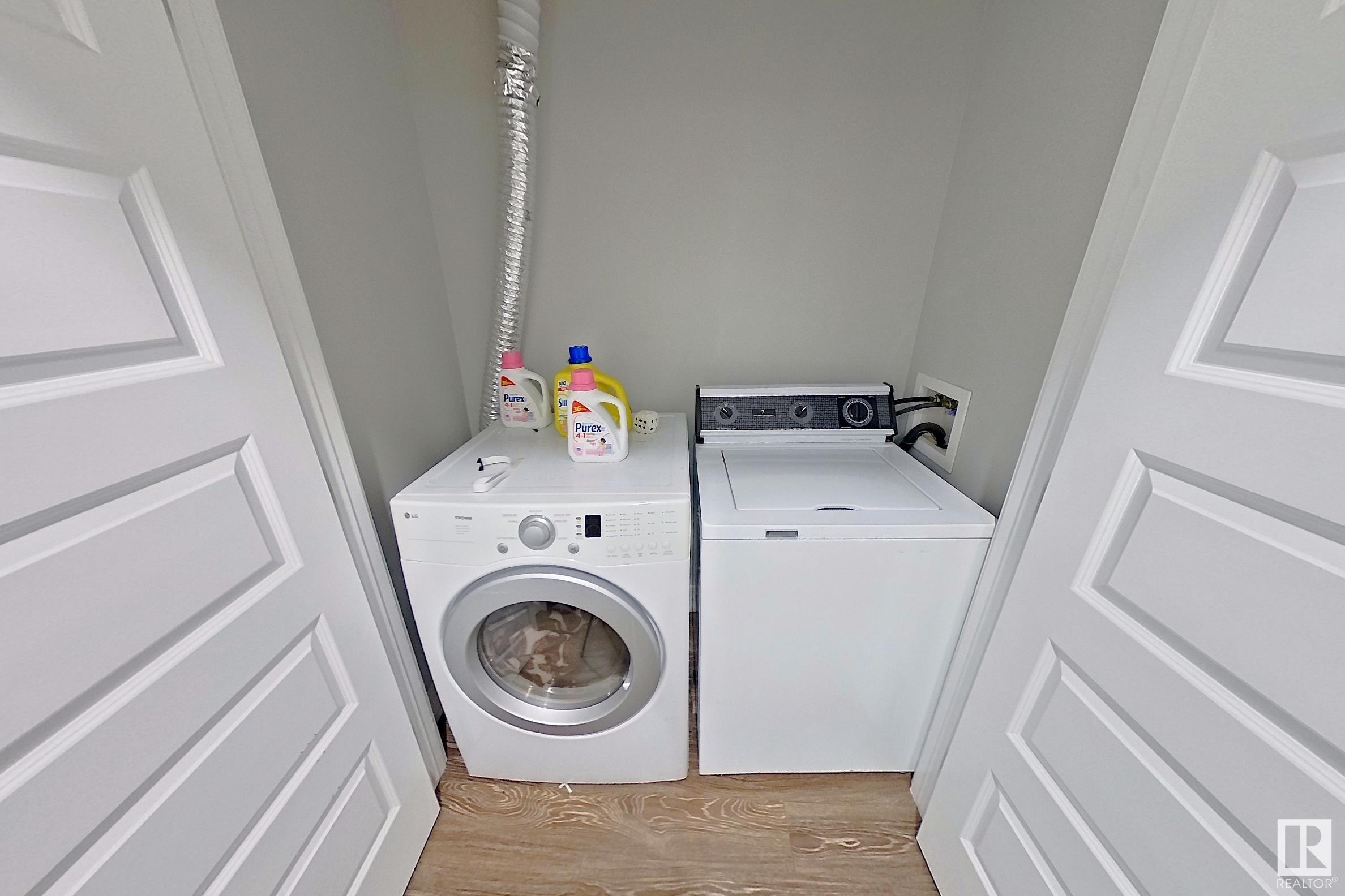      1743 28 ST NW , Edmonton,  ,T6T 0C1 ;  Listing Number: MLS E4420815