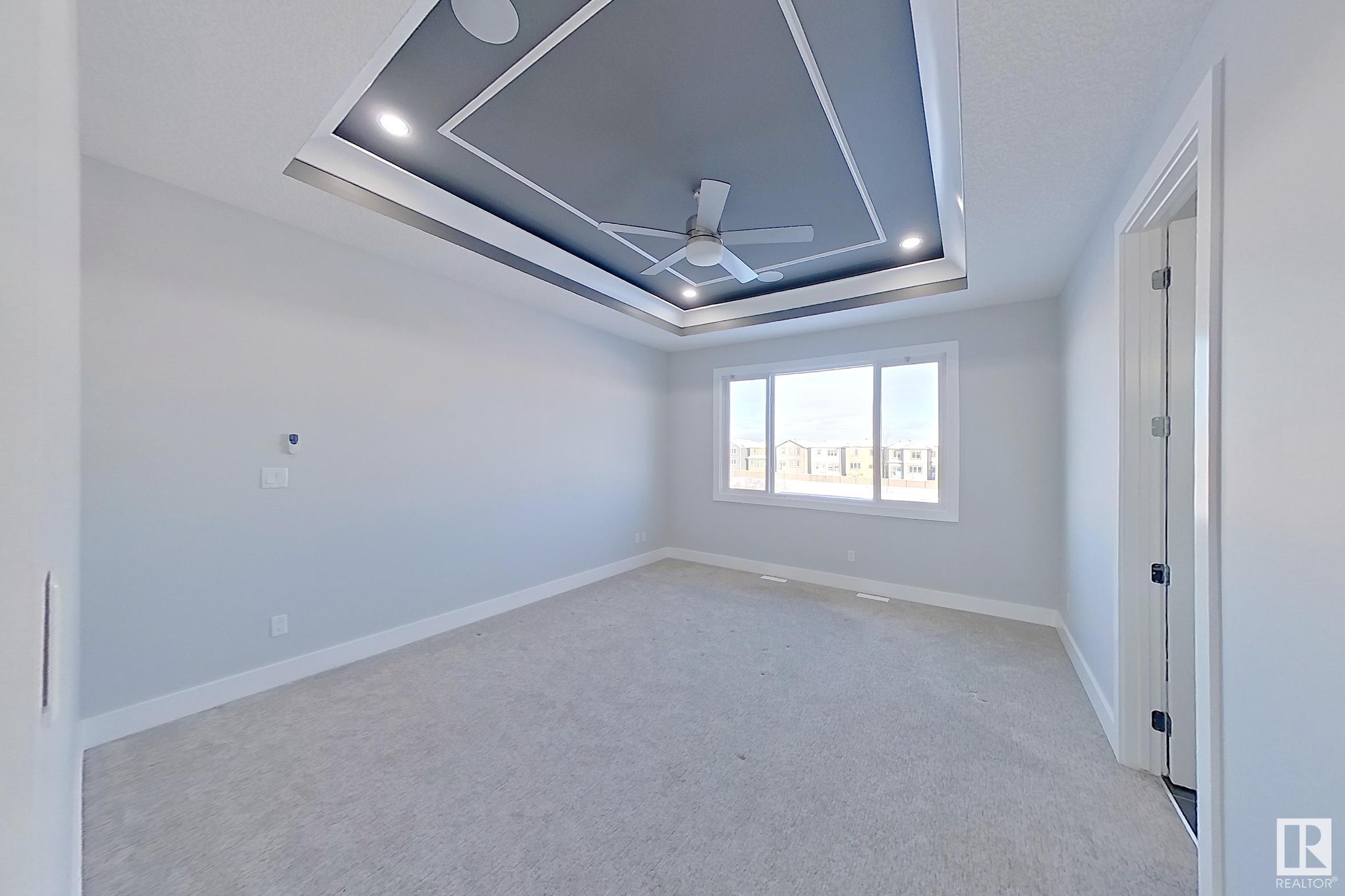      1743 28 ST NW , Edmonton,  ,T6T 0C1 ;  Listing Number: MLS E4420815