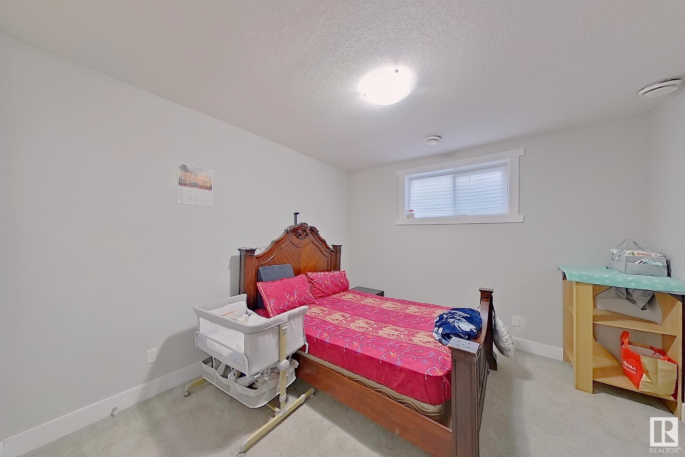      1743 28 ST NW , Edmonton,  ,T6T 0C1 ;  Listing Number: MLS E4420815