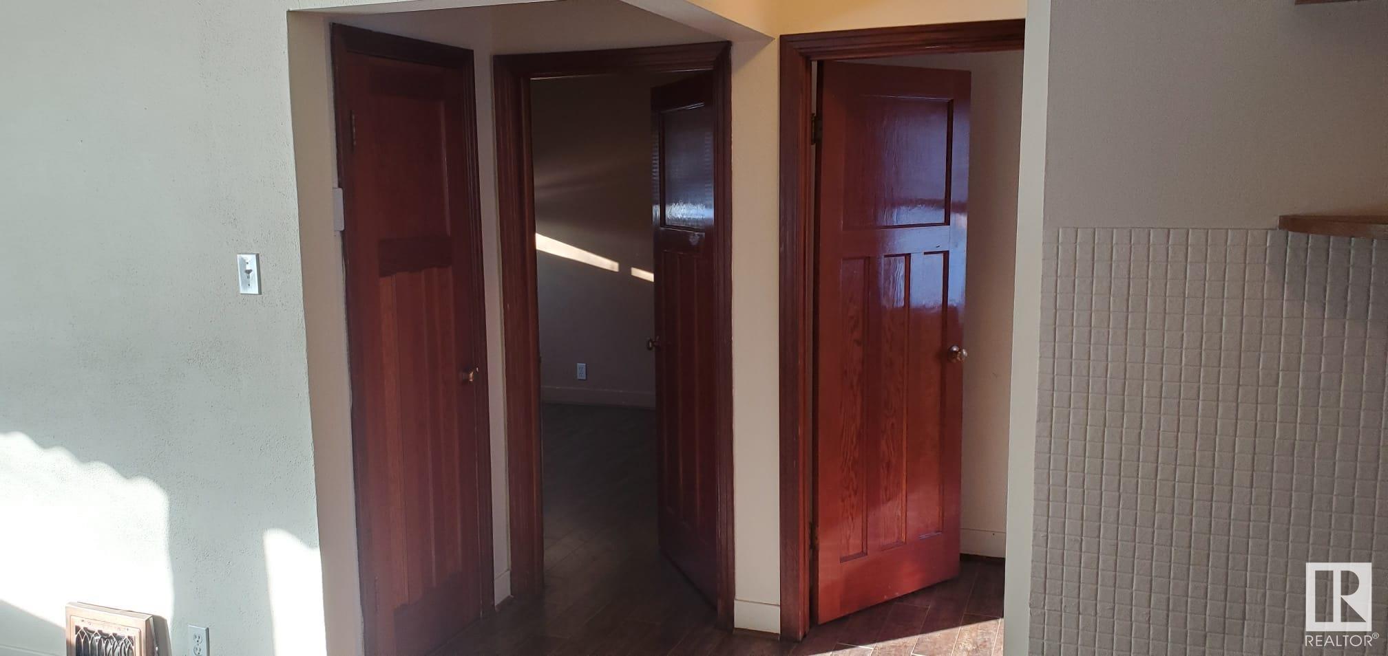      12409 81 ST NW , Edmonton,  ,T5B 2T6 ;  Listing Number: MLS E4420821