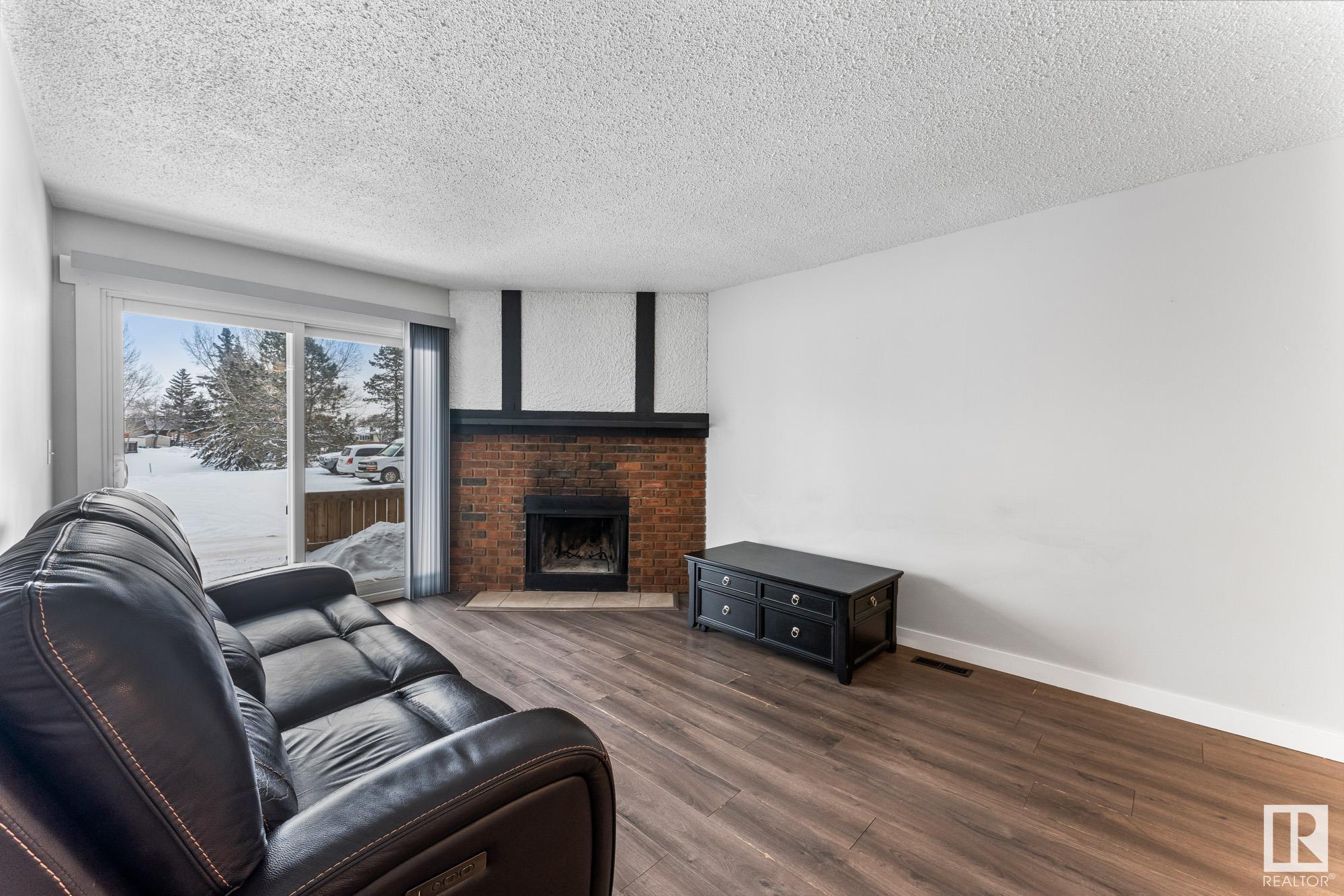      #108 12404 161 AV NW , Edmonton,  ,T5X 4W6 ;  Listing Number: MLS E4420828