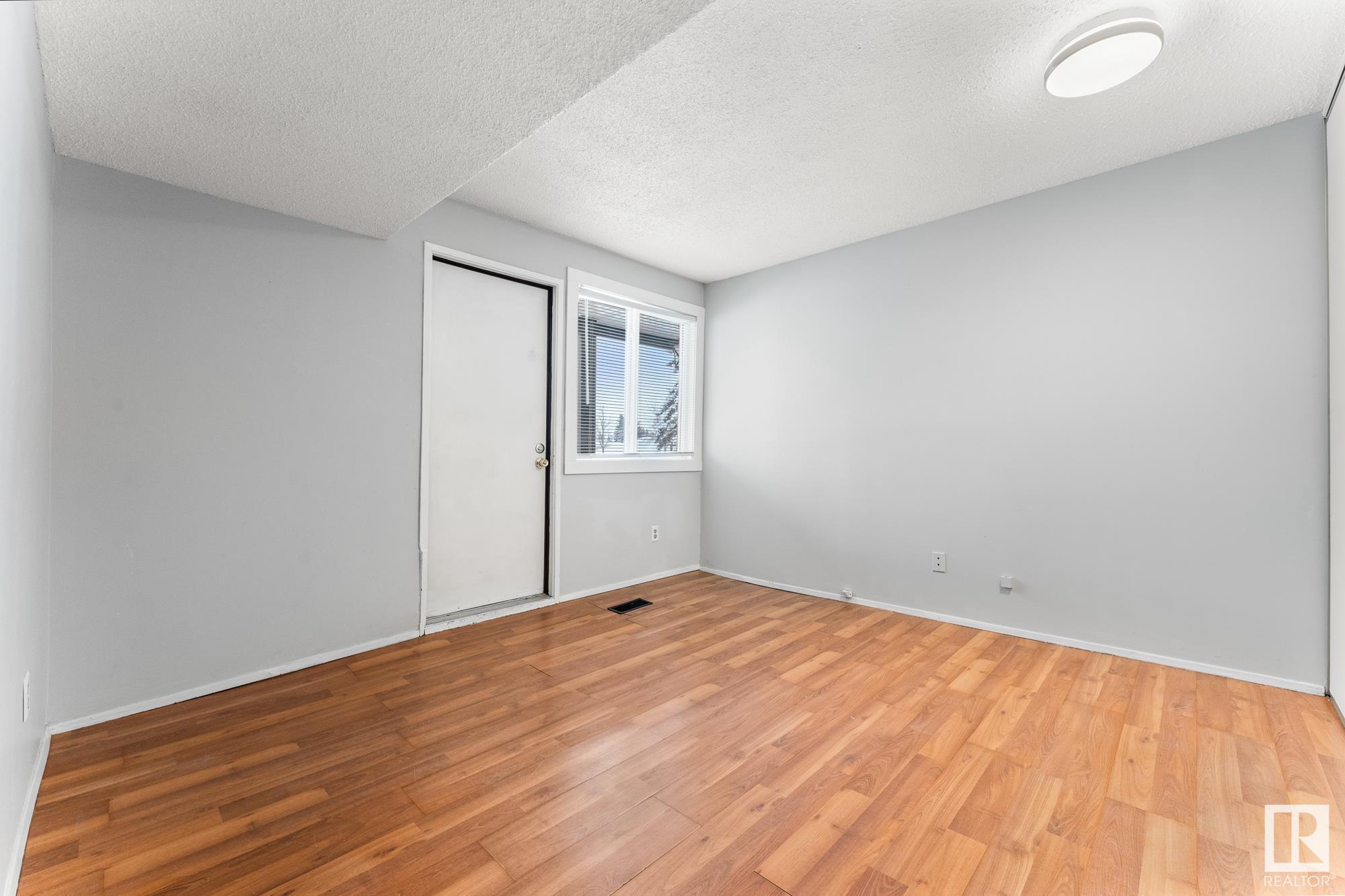      #108 12404 161 AV NW , Edmonton,  ,T5X 4W6 ;  Listing Number: MLS E4420828