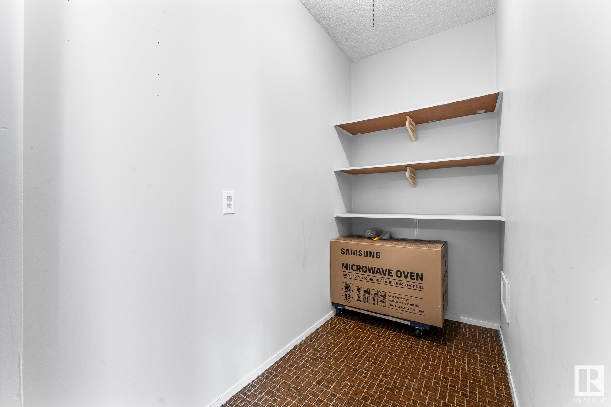      #108 12404 161 AV NW , Edmonton,  ,T5X 4W6 ;  Listing Number: MLS E4420828