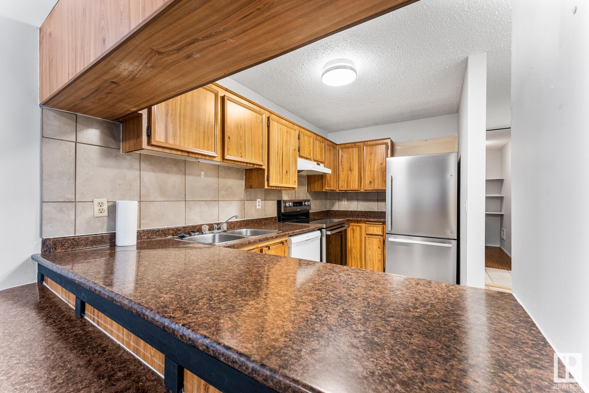     #108 12404 161 AV NW , Edmonton,  ,T5X 4W6 ;  Listing Number: MLS E4420828