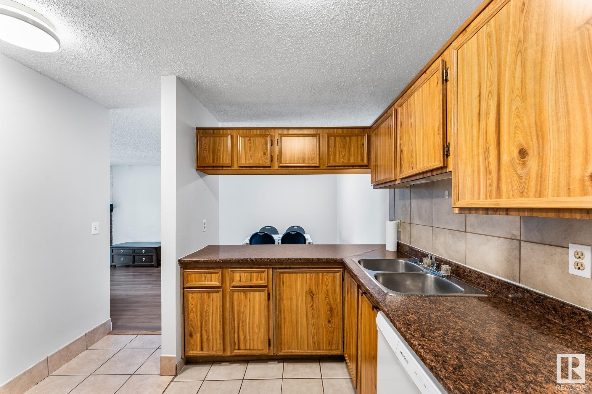      #108 12404 161 AV NW , Edmonton,  ,T5X 4W6 ;  Listing Number: MLS E4420828