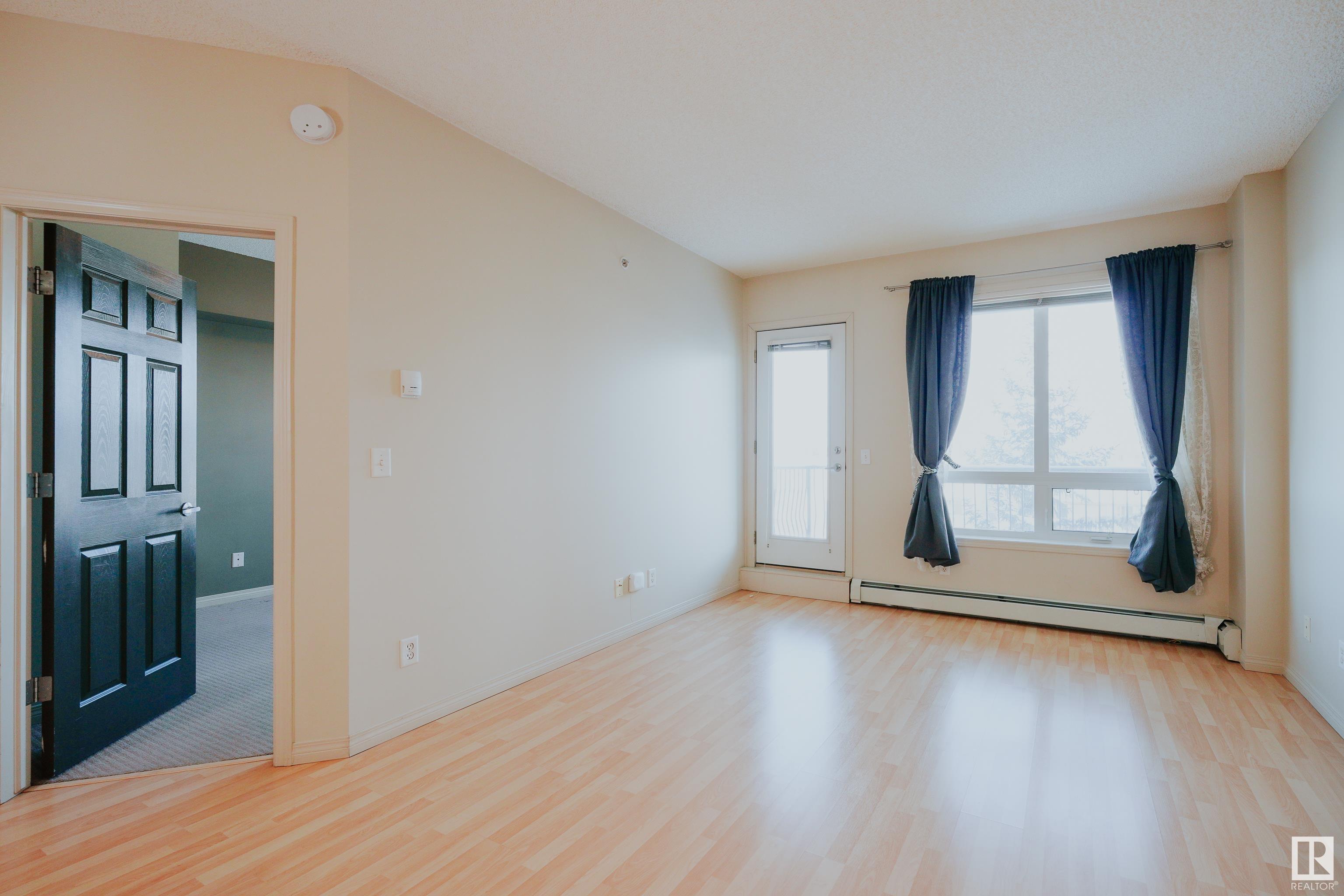      #325 6220 134 AV NW , Edmonton,  ,T5A 0A8 ;  Listing Number: MLS E4420830