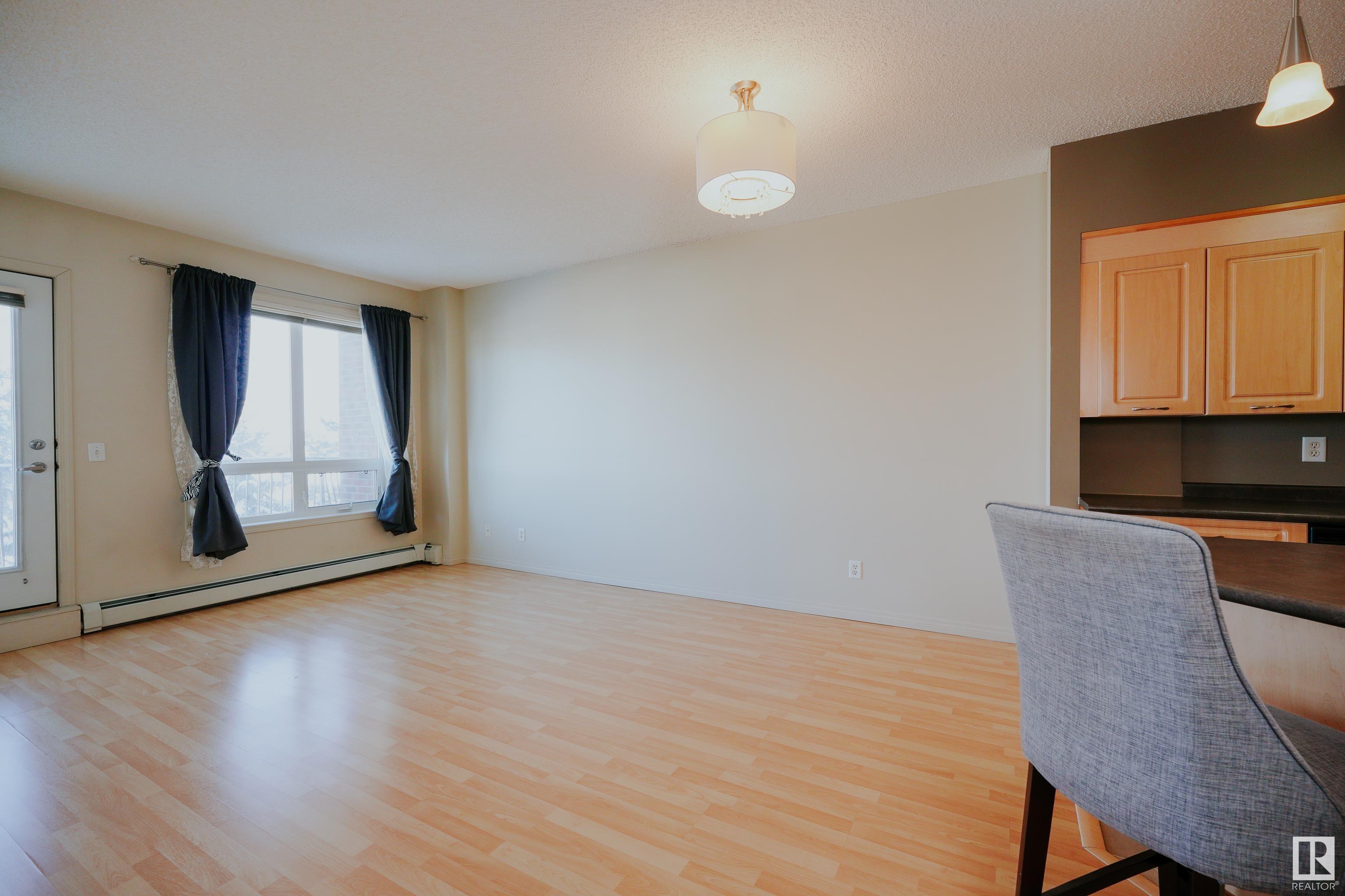      #325 6220 134 AV NW , Edmonton,  ,T5A 0A8 ;  Listing Number: MLS E4420830