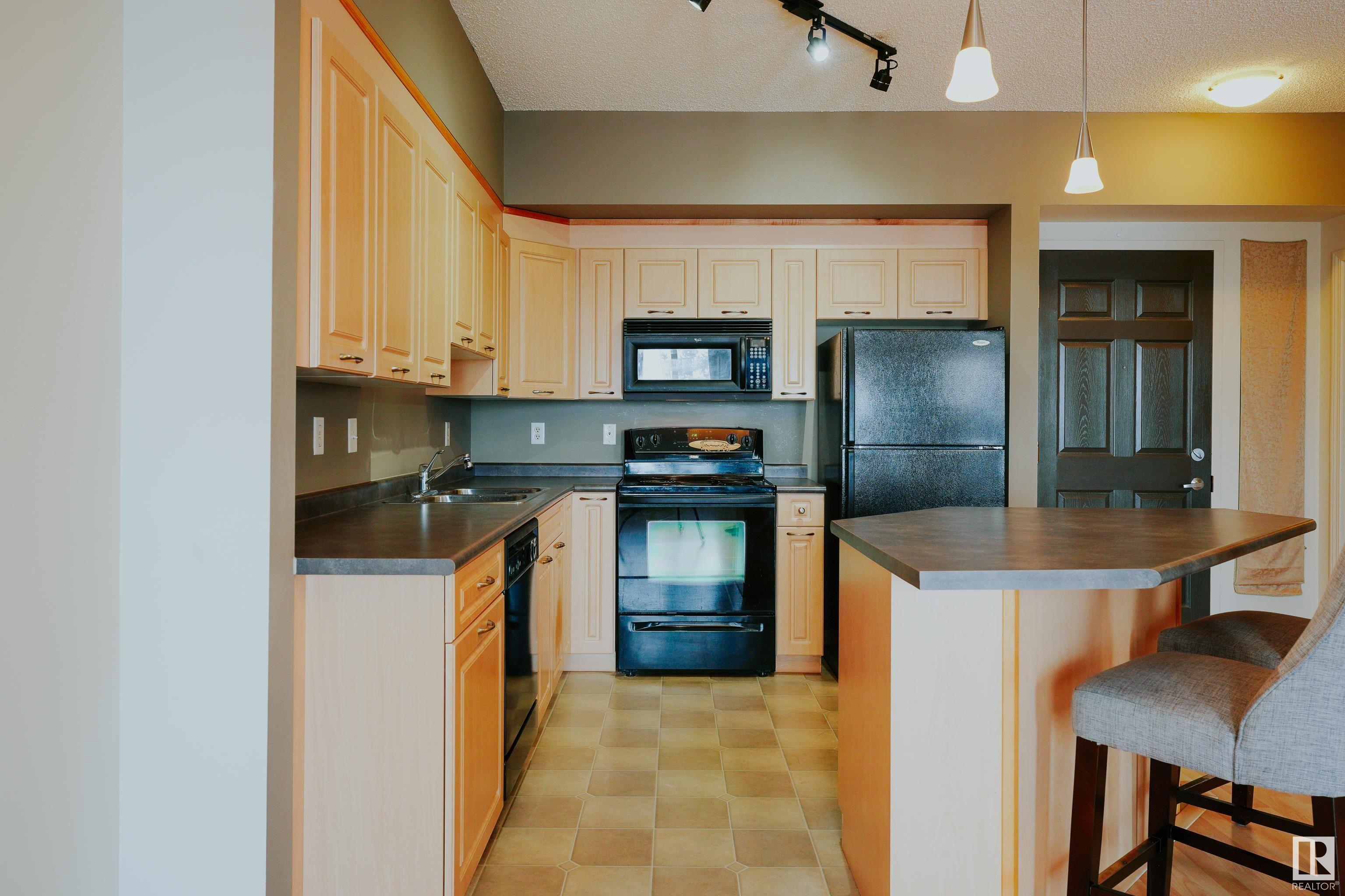      #325 6220 134 AV NW , Edmonton,  ,T5A 0A8 ;  Listing Number: MLS E4420830