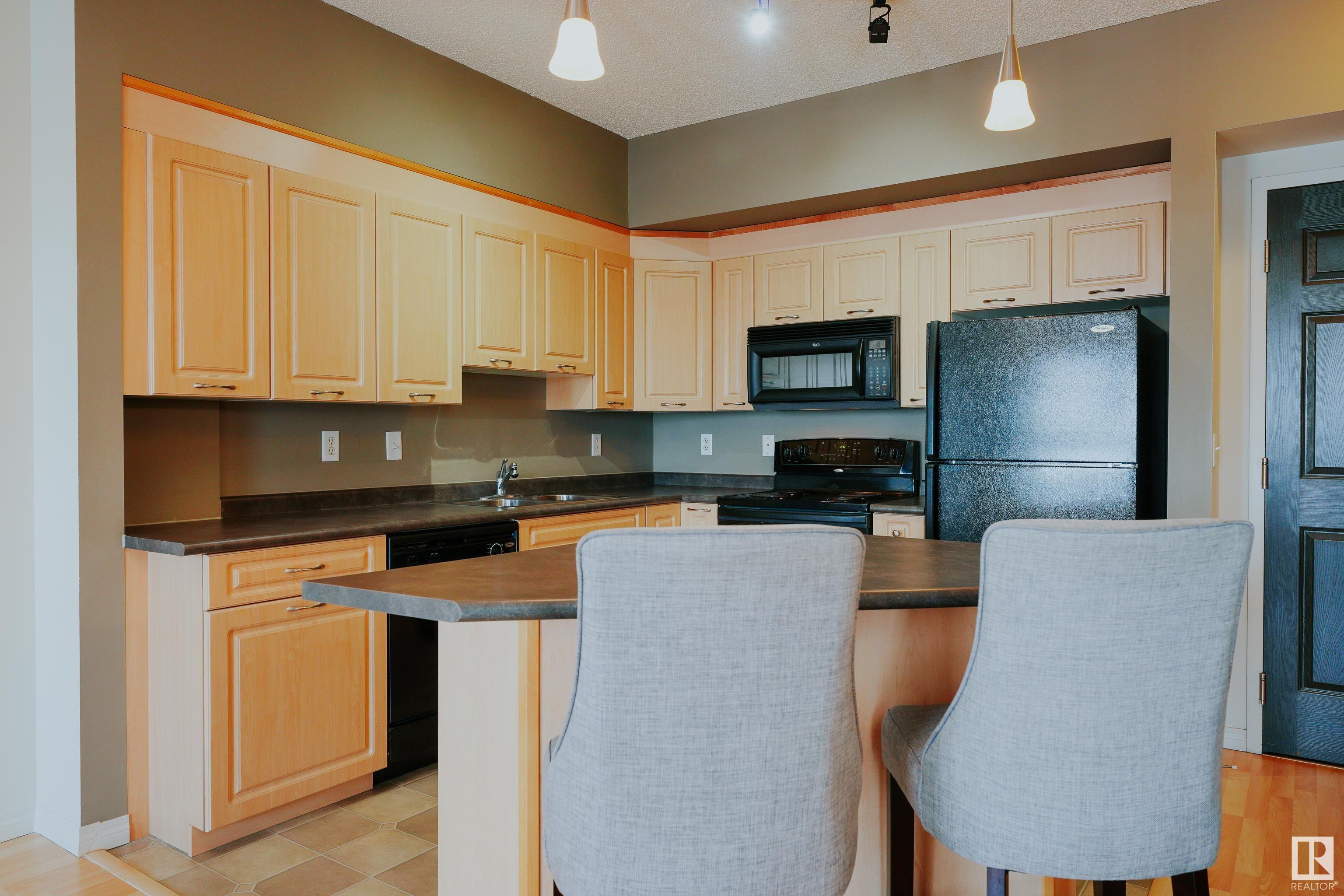      #325 6220 134 AV NW , Edmonton,  ,T5A 0A8 ;  Listing Number: MLS E4420830