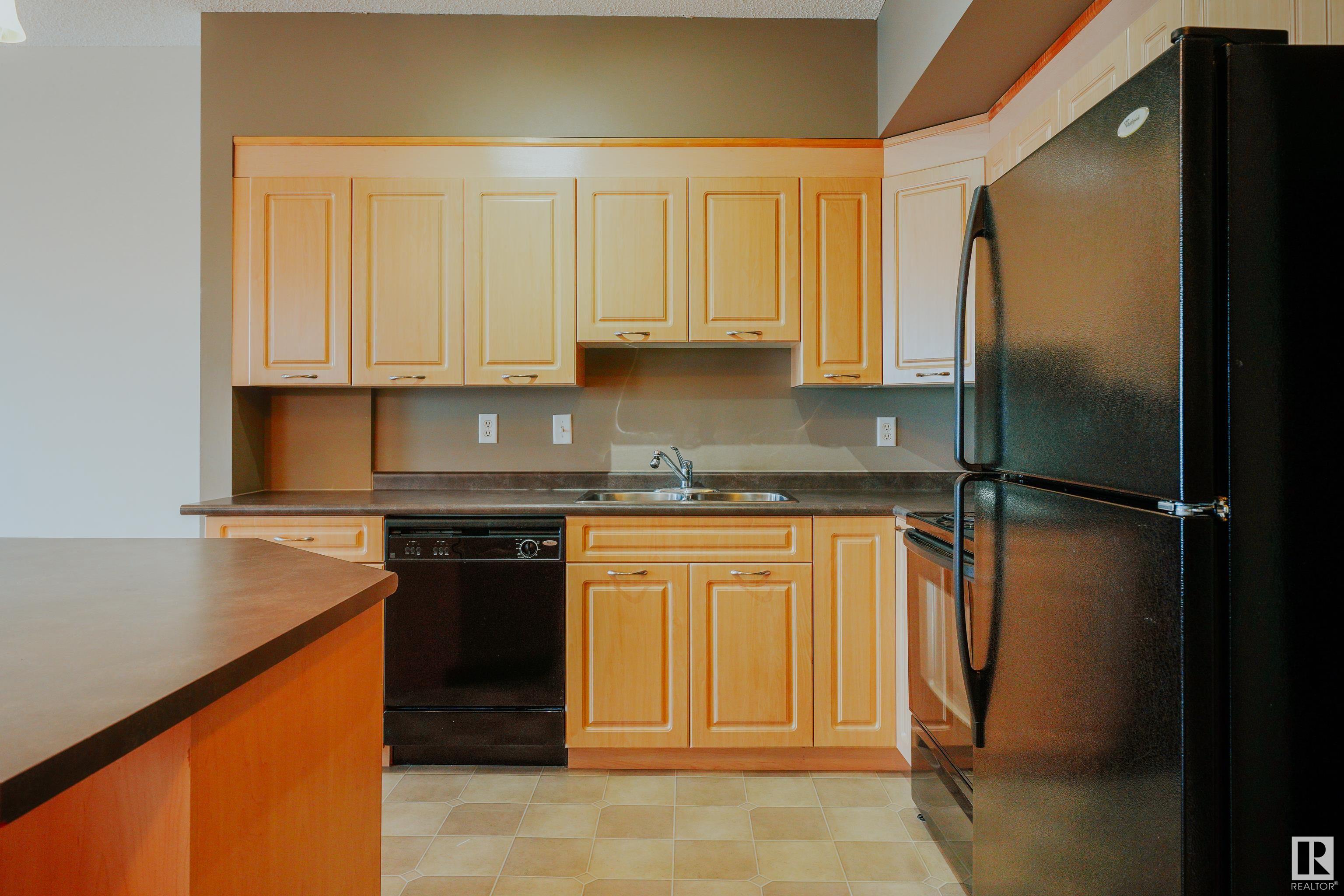      #325 6220 134 AV NW , Edmonton,  ,T5A 0A8 ;  Listing Number: MLS E4420830