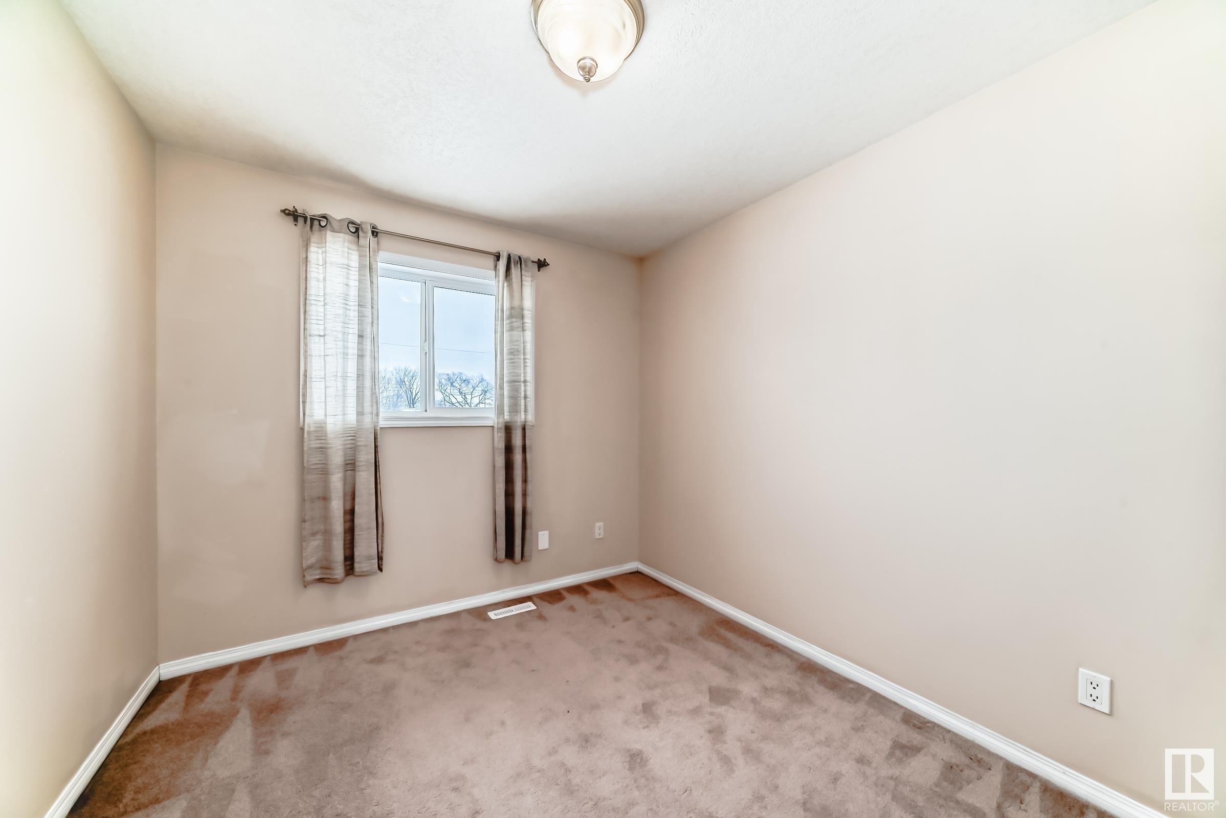      12713 118 ST NW , Edmonton,  ,T5E 5K9 ;  Listing Number: MLS E4420832