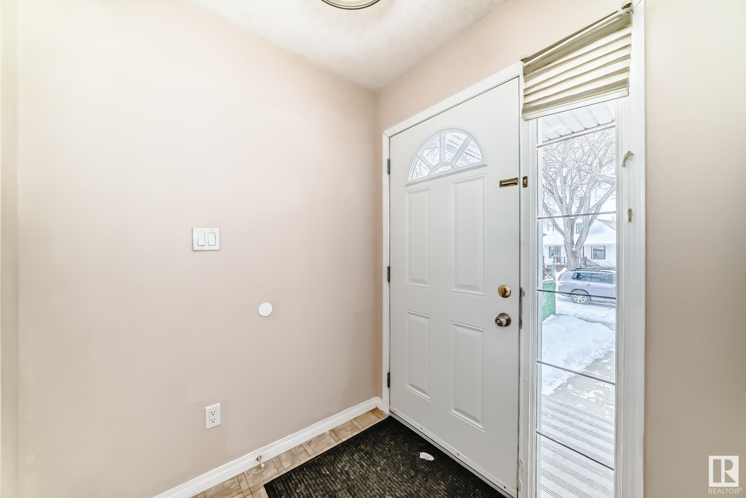      12713 118 ST NW , Edmonton,  ,T5E 5K9 ;  Listing Number: MLS E4420832