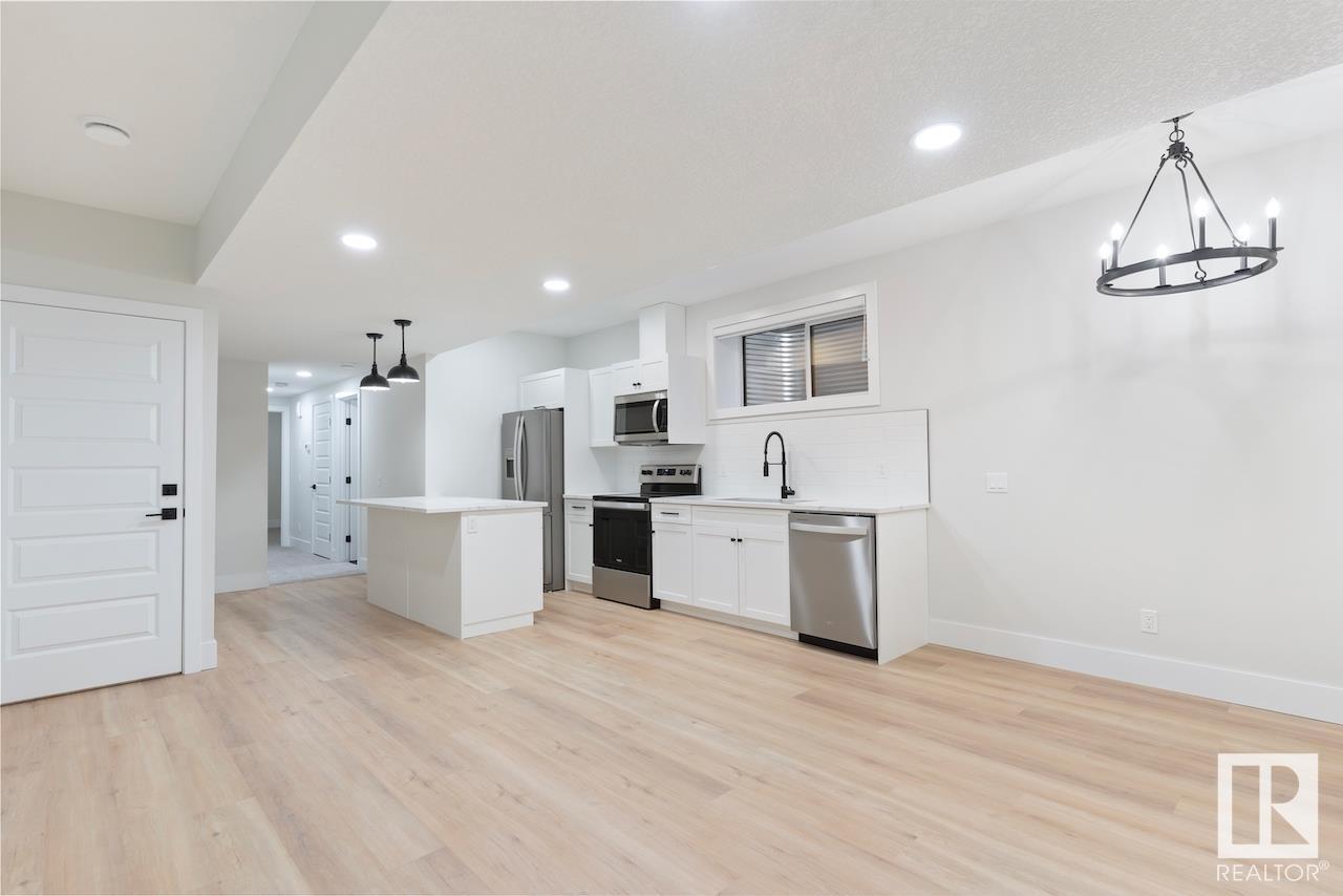      10421 136 ST NW , Edmonton,  ,T5N 2E7 ;  Listing Number: MLS E4420833