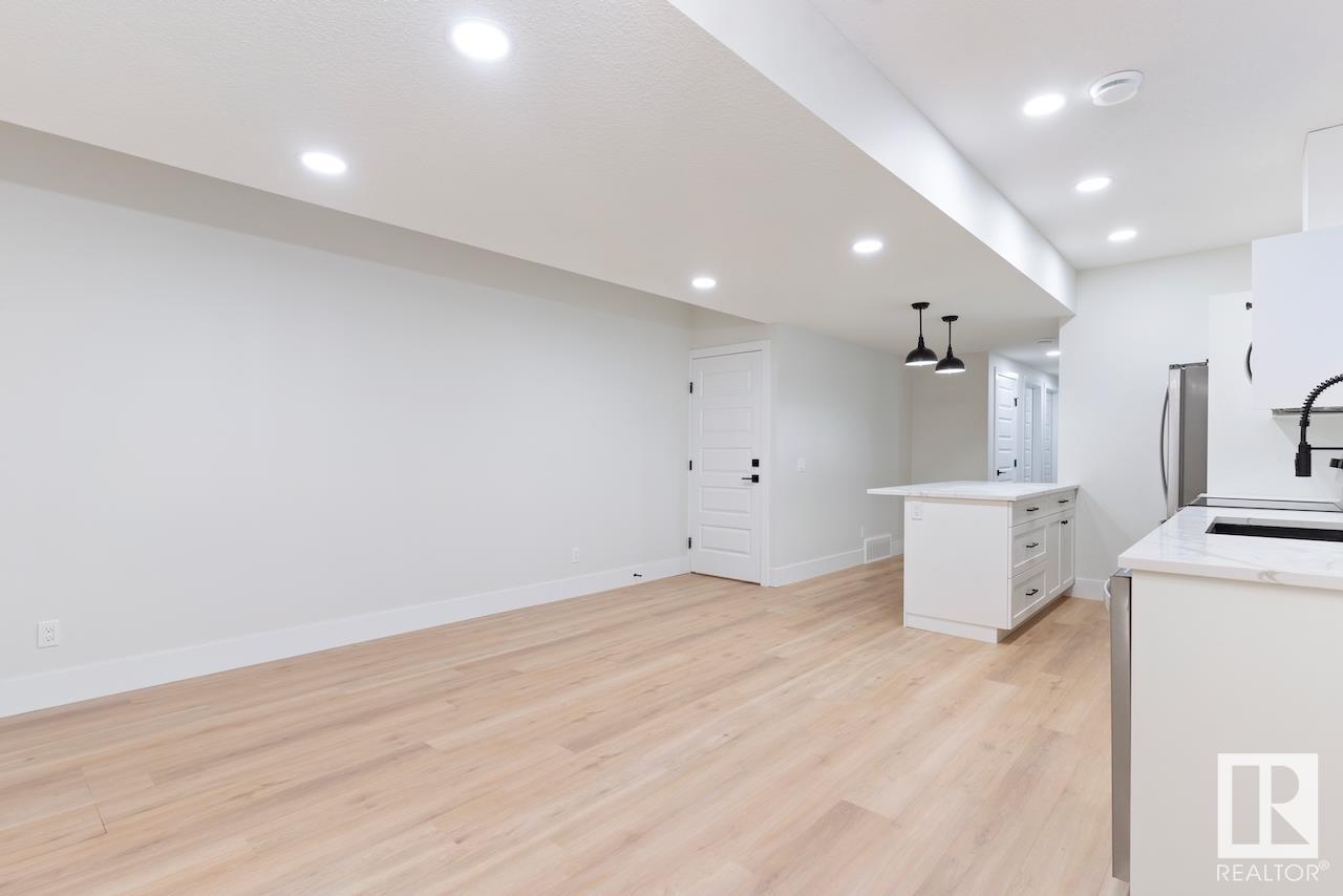      10421 136 ST NW , Edmonton,  ,T5N 2E7 ;  Listing Number: MLS E4420833