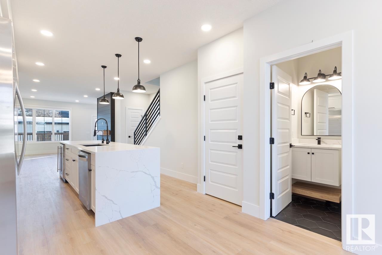      10421 136 ST NW , Edmonton,  ,T5N 2E7 ;  Listing Number: MLS E4420833