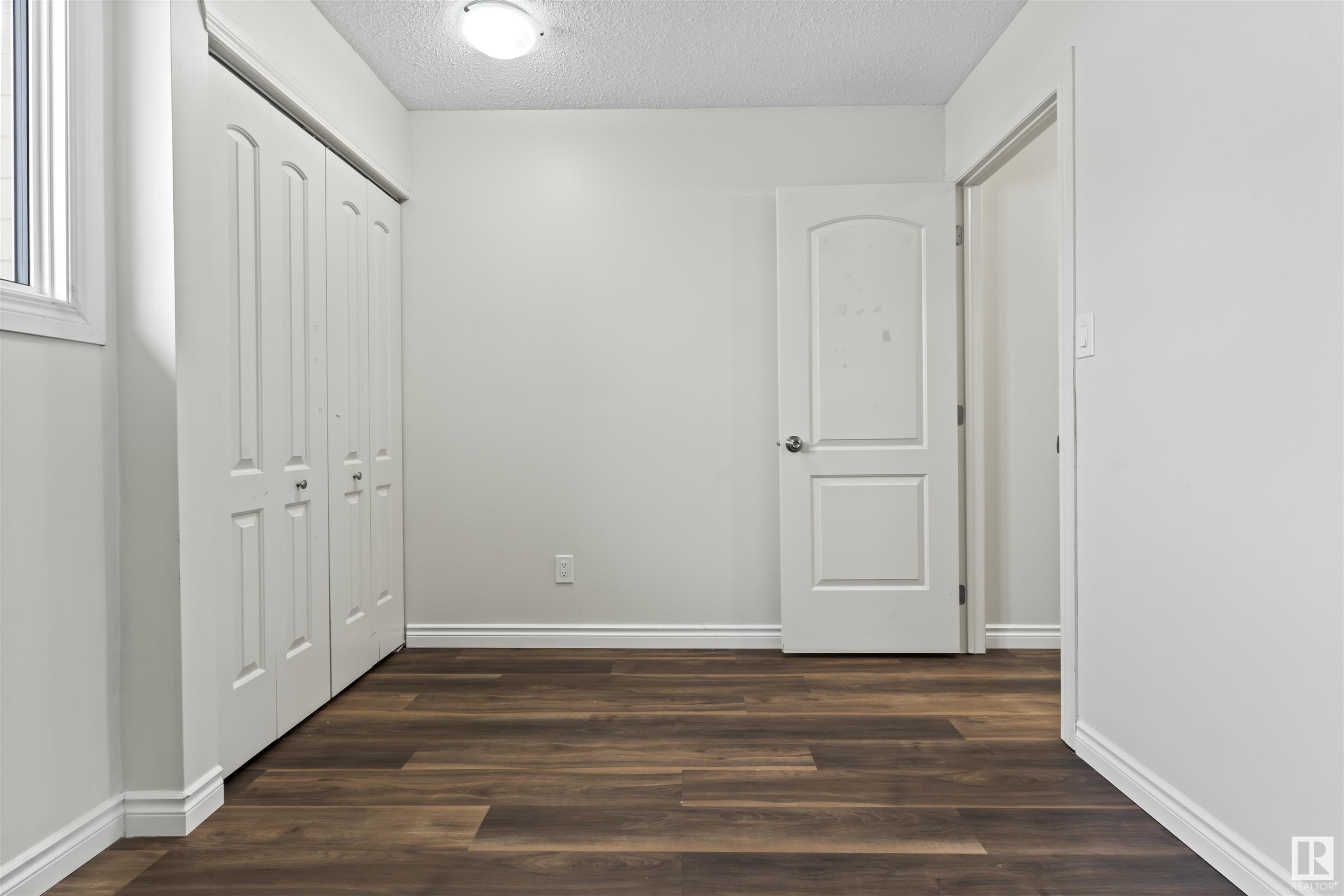      1431 54 ST NW , Edmonton,  ,T6L 3K5 ;  Listing Number: MLS E4420838