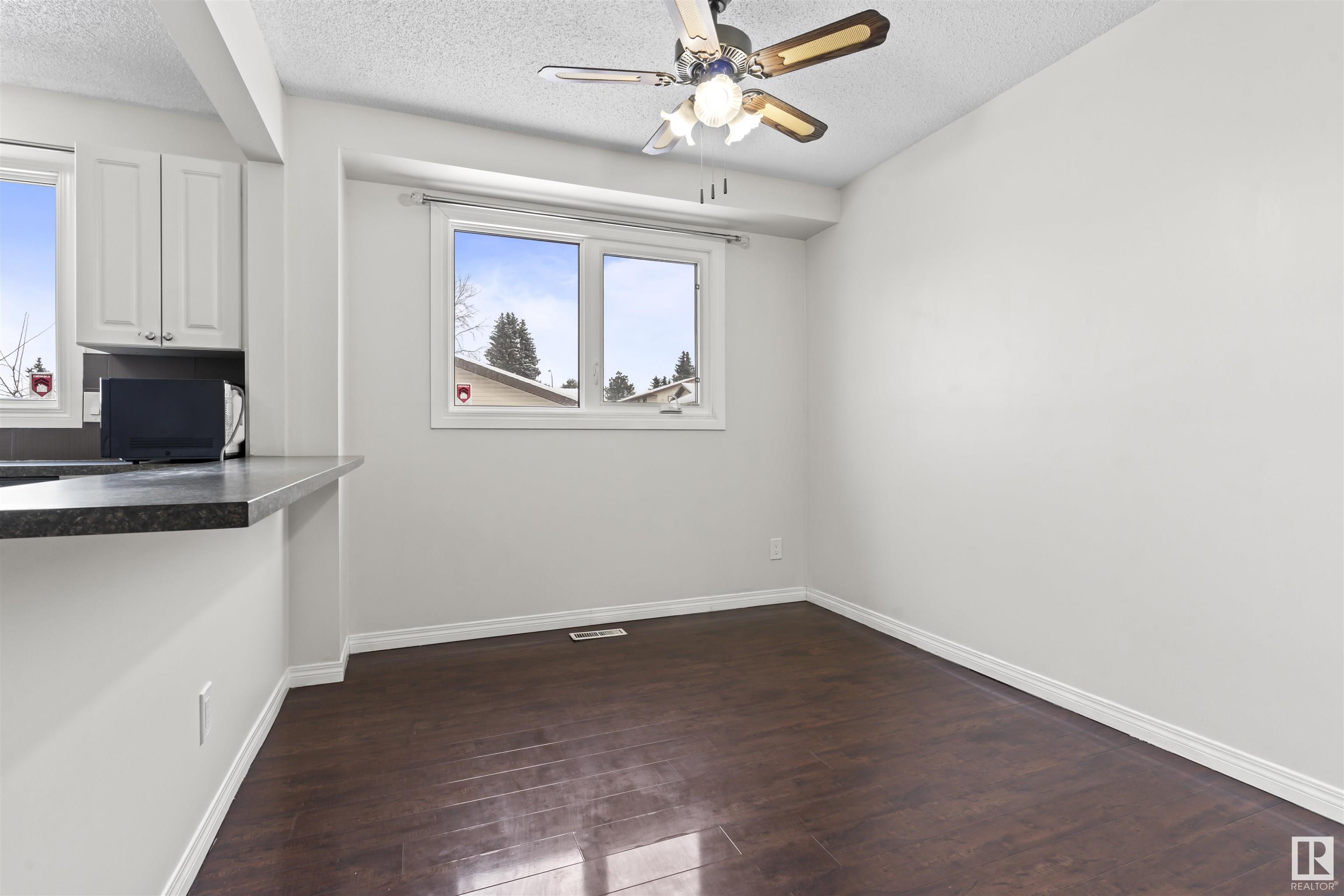      1431 54 ST NW , Edmonton,  ,T6L 3K5 ;  Listing Number: MLS E4420838