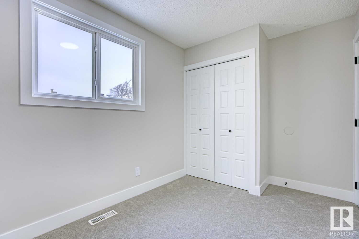      12B CLAREVIEW VG NW , Edmonton,  ,T5A 3P2 ;  Listing Number: MLS E4420839