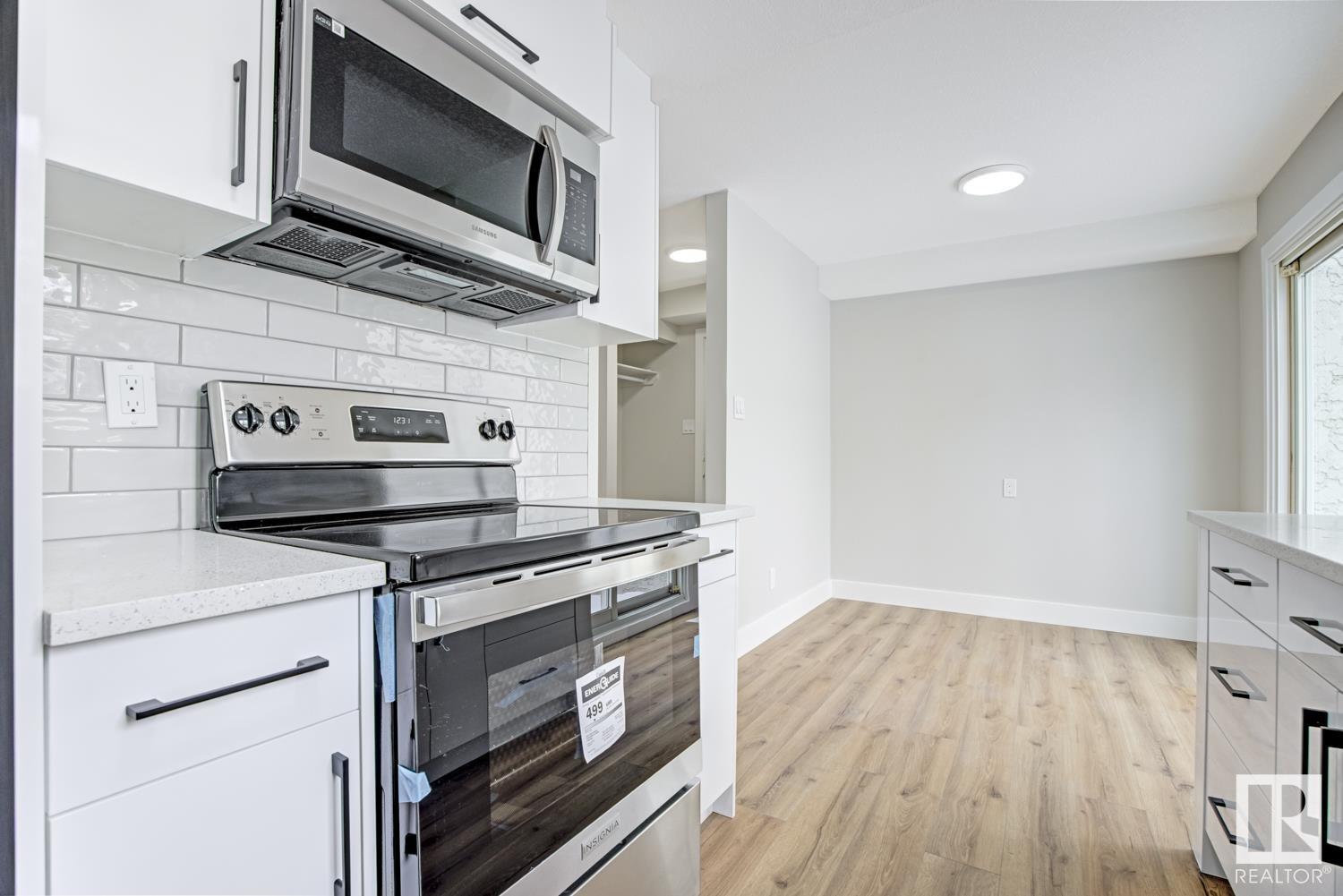      12B CLAREVIEW VG NW , Edmonton,  ,T5A 3P2 ;  Listing Number: MLS E4420839
