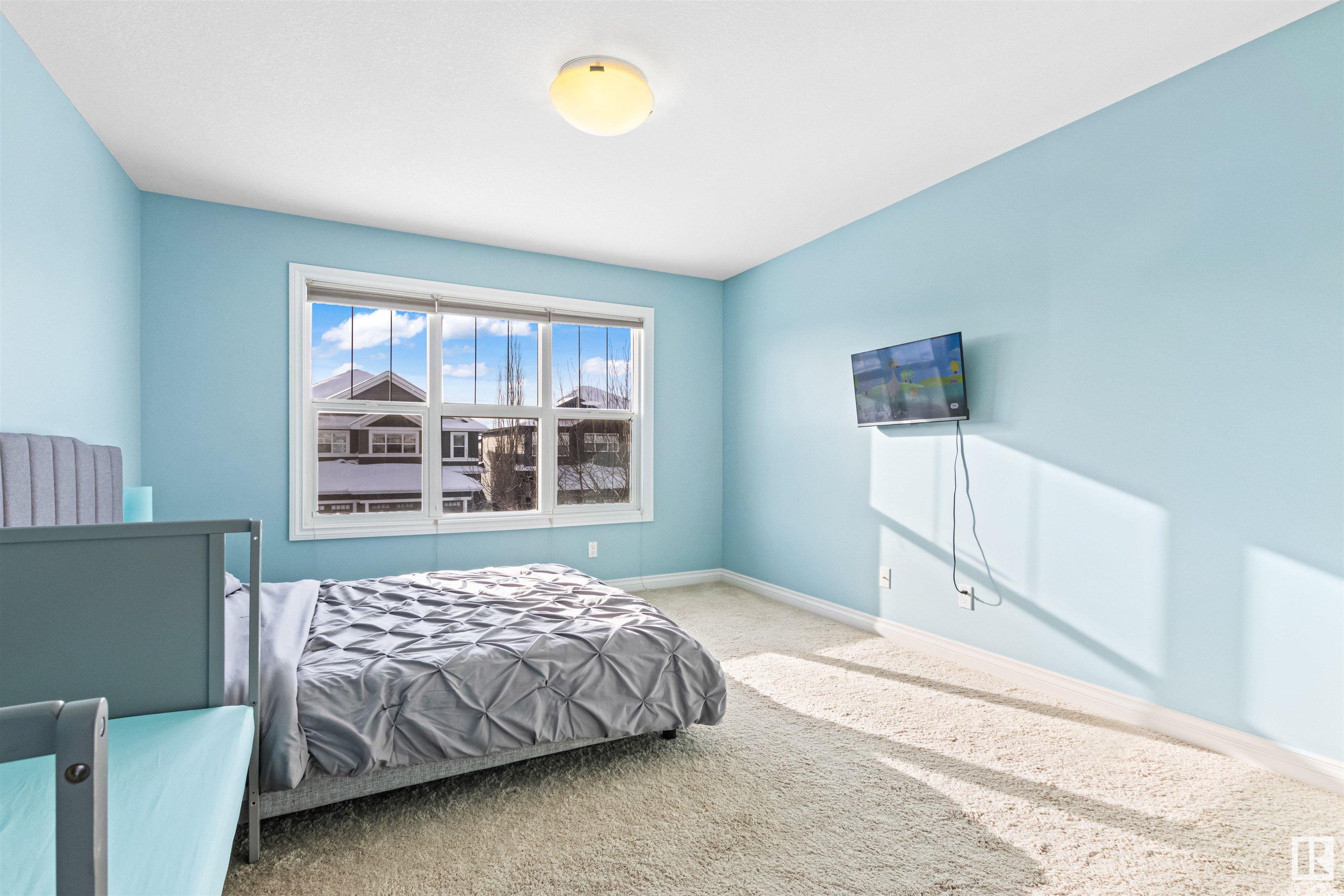      17522 13 AV SW , Edmonton,  ,T6W 2J8 ;  Listing Number: MLS E4420842