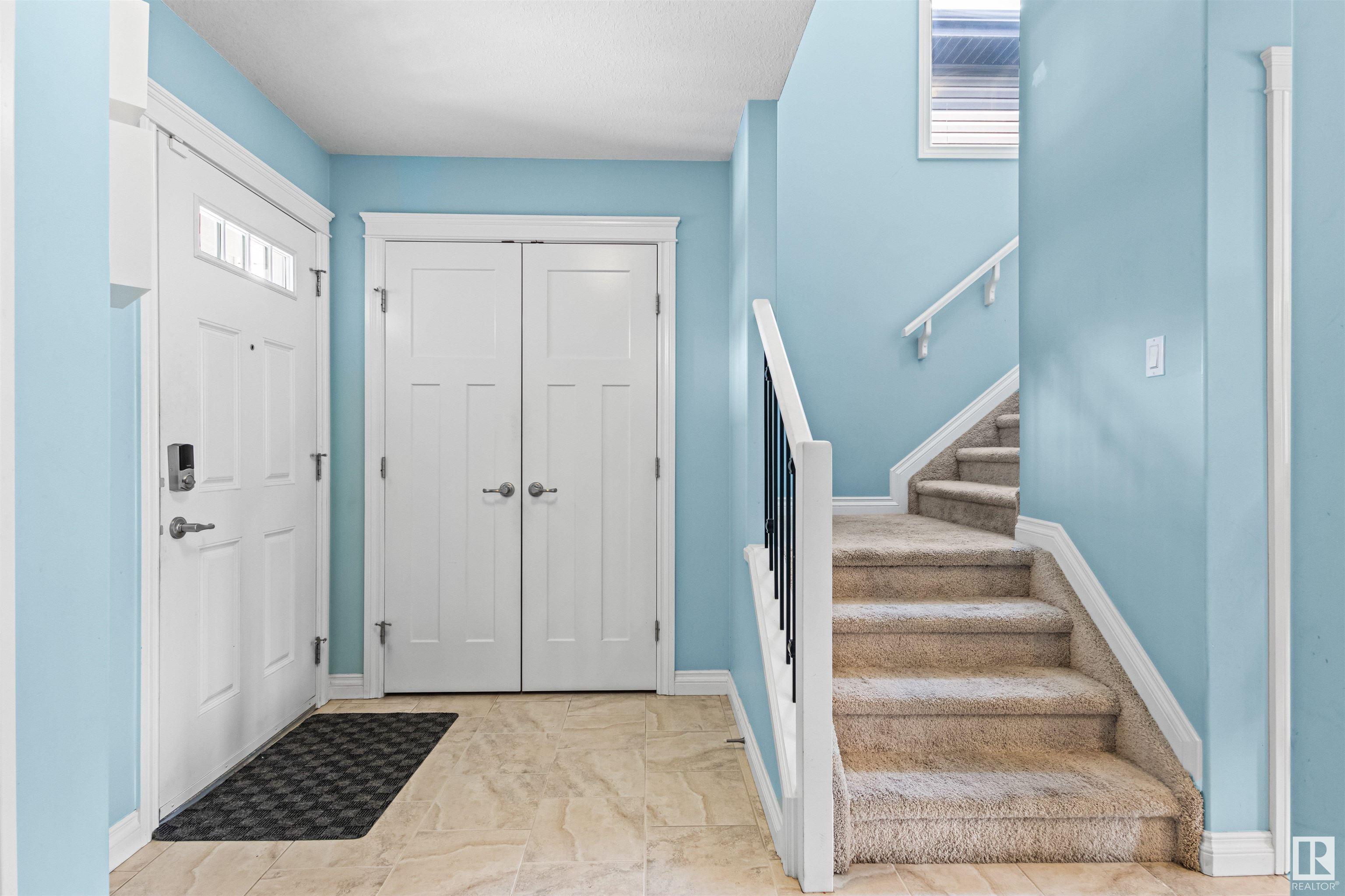      17522 13 AV SW , Edmonton,  ,T6W 2J8 ;  Listing Number: MLS E4420842
